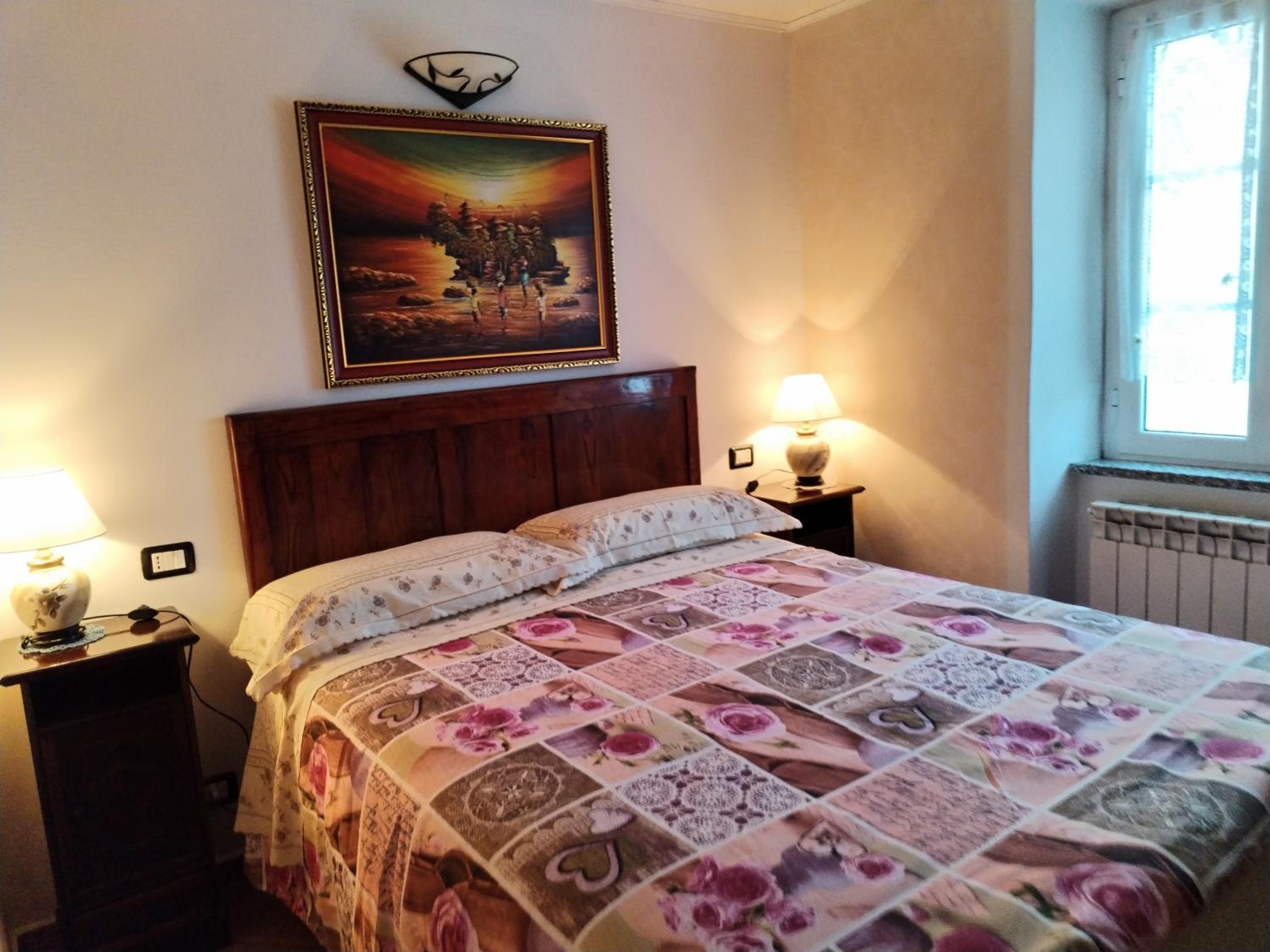 Double Room with Balcony (2 Adults + 1 Child) - Photo 1