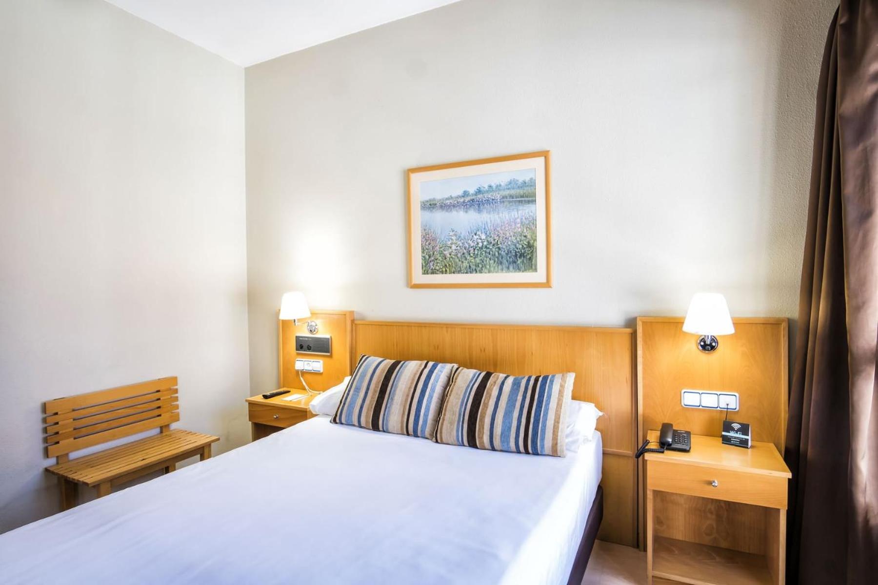 Single Room - Photo 5