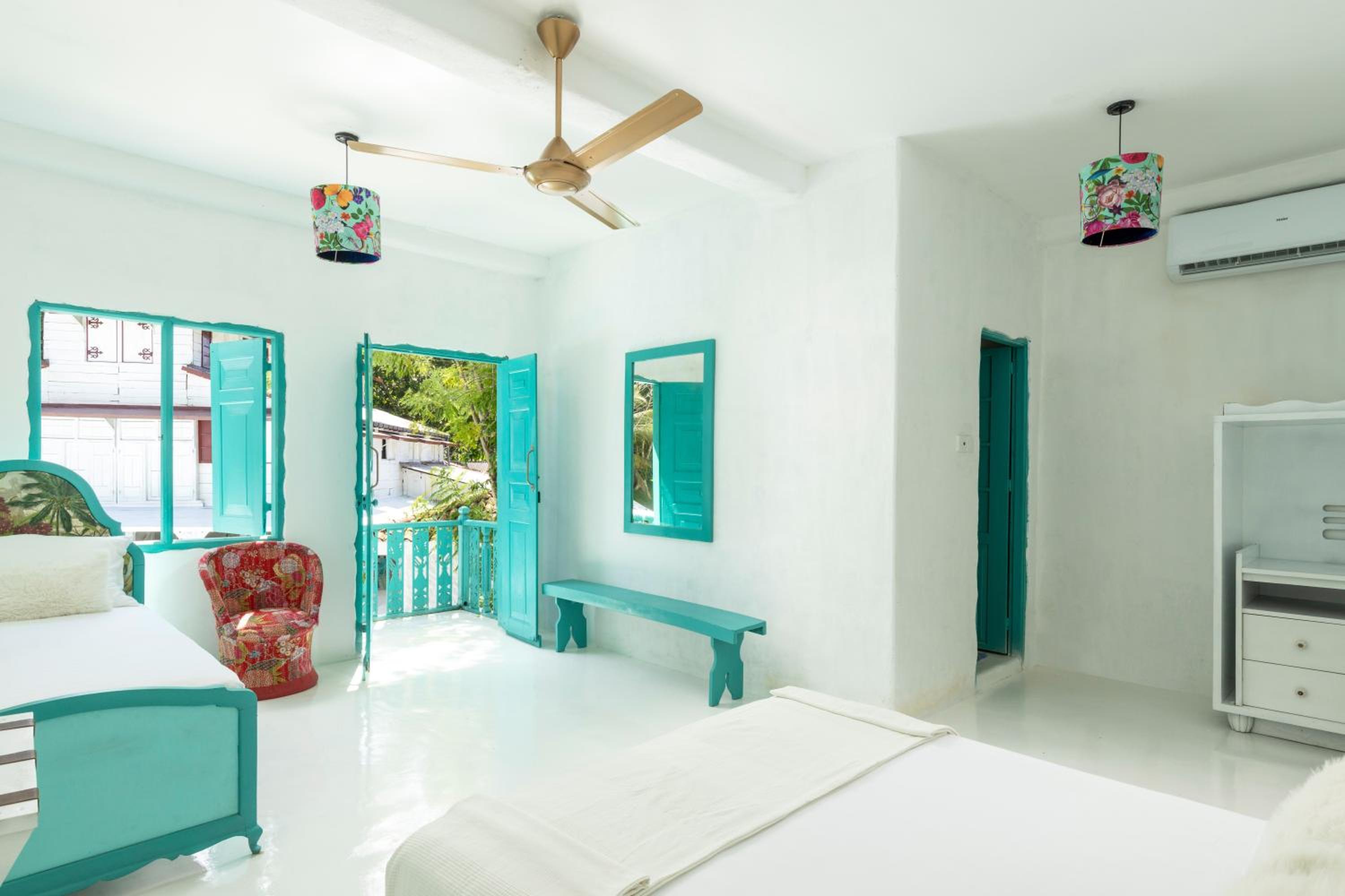 Villa photo 2