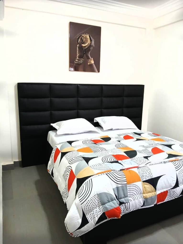 Two-Bedroom Apartment with Balcony and Terrace photo 1