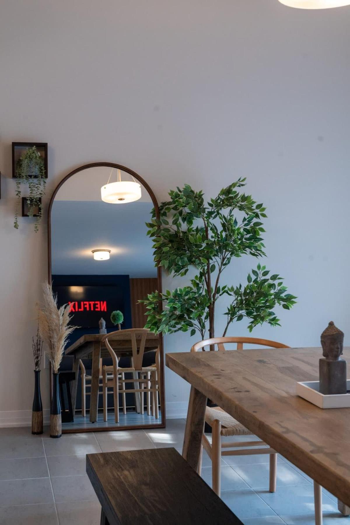 Family Room photo 2