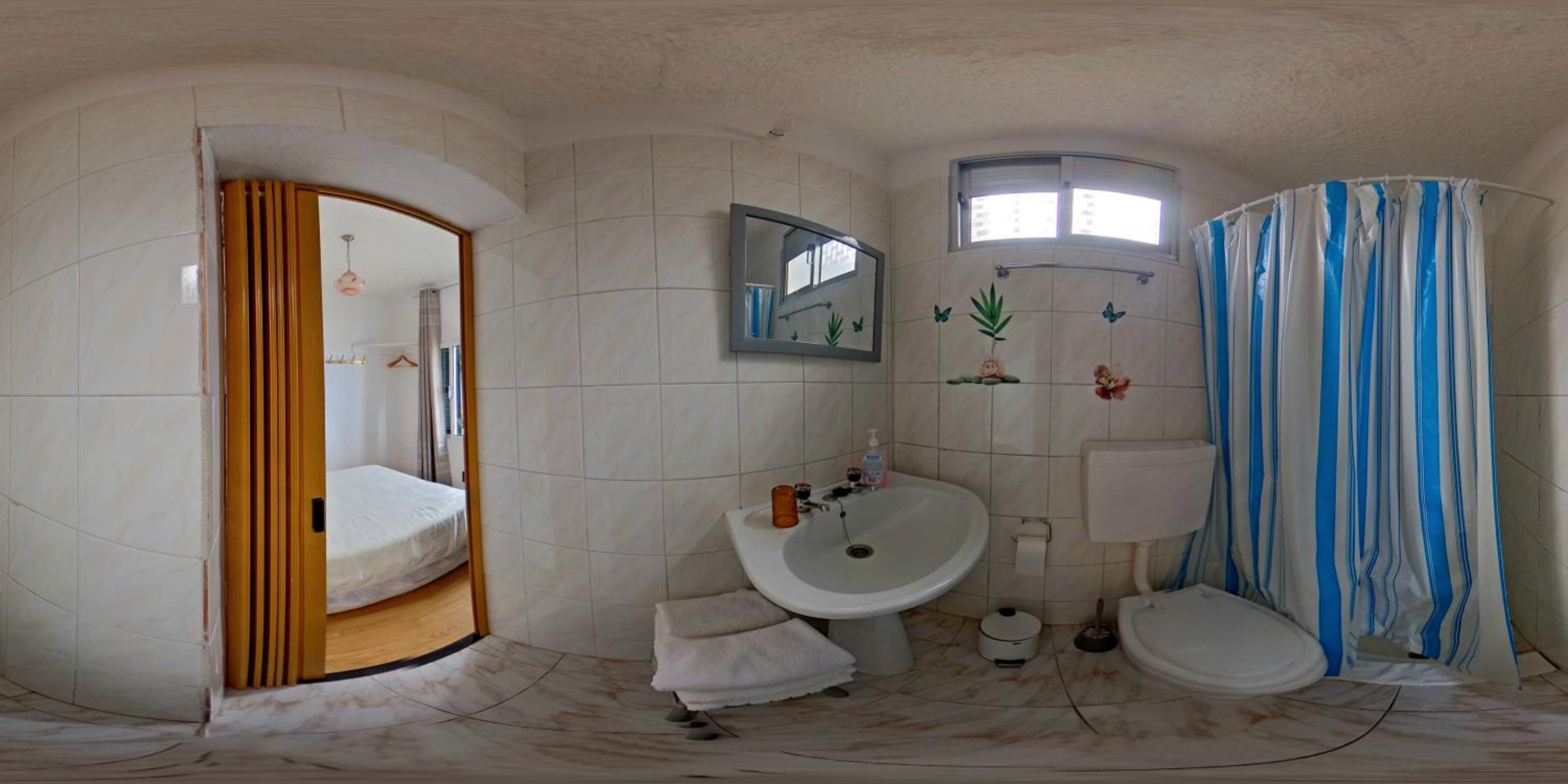 Studio Apartment - Photo 7