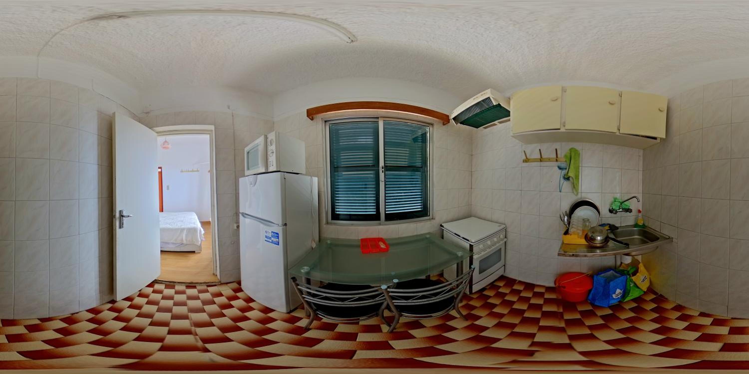 Studio Apartment - Photo 8
