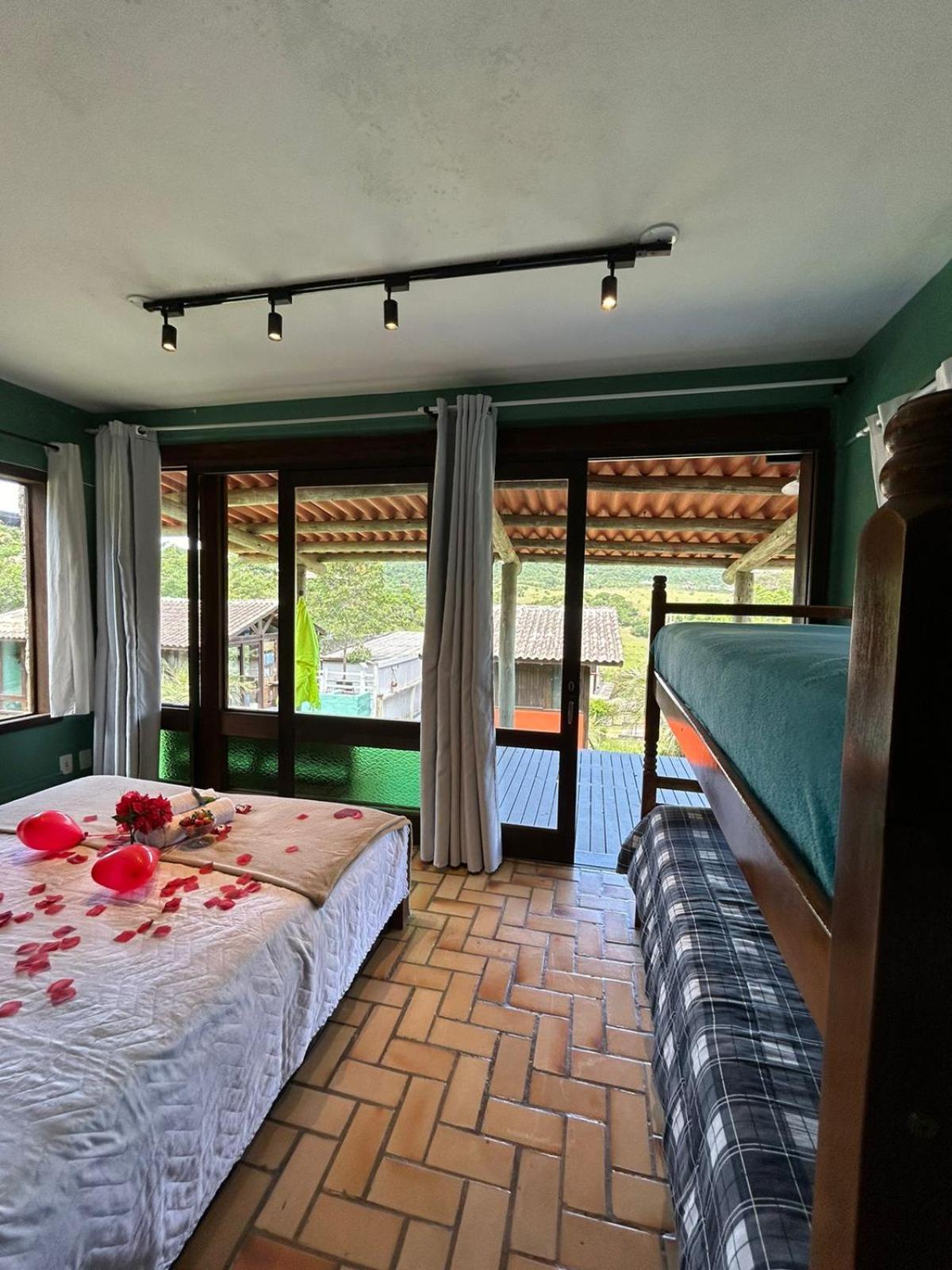 Standard Quadruple Room - Photo 4