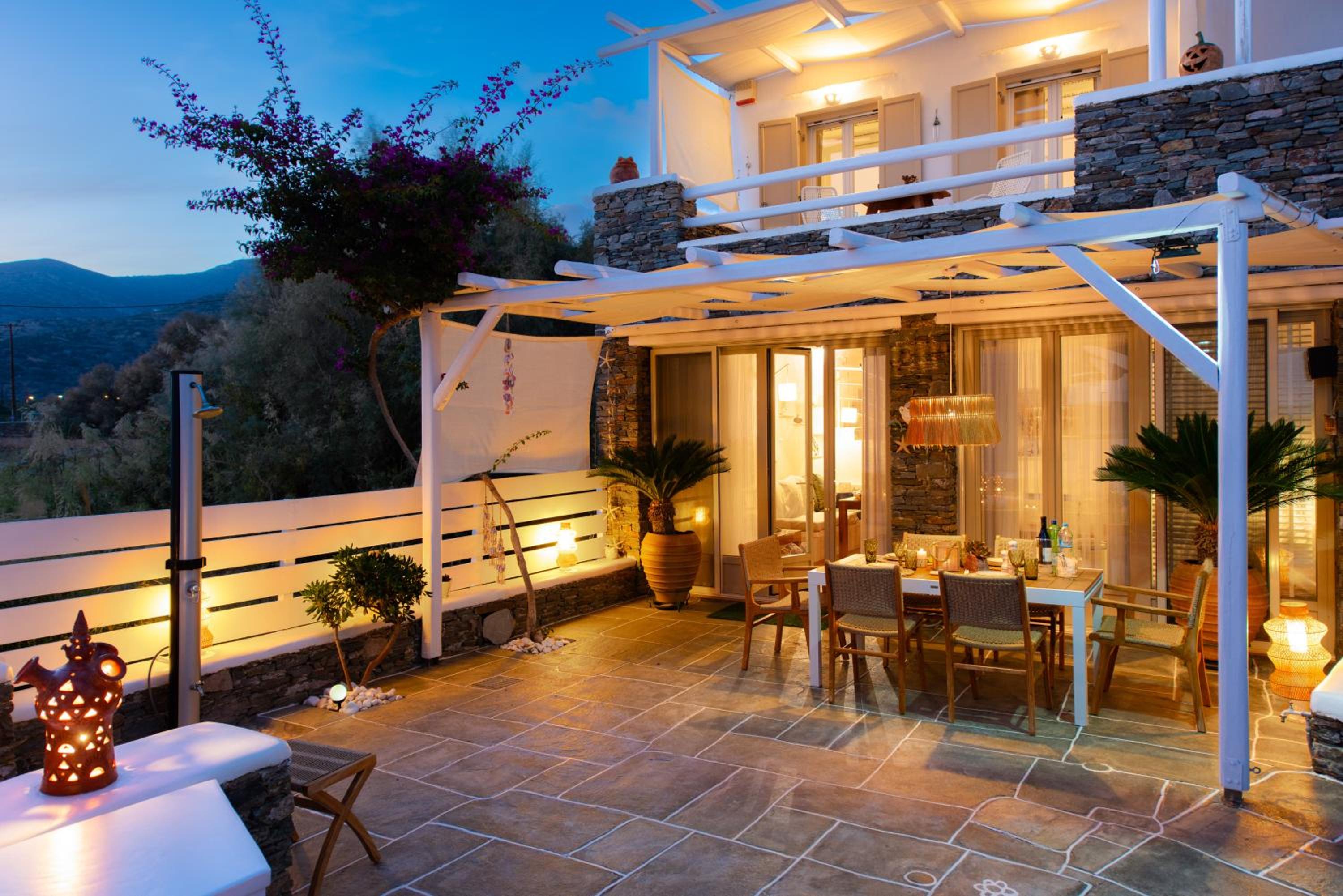 Three-Bedroom House photo 2