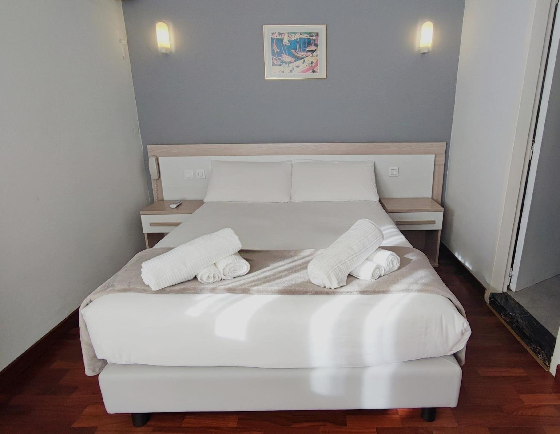 Budget Double or Twin Room photo 2