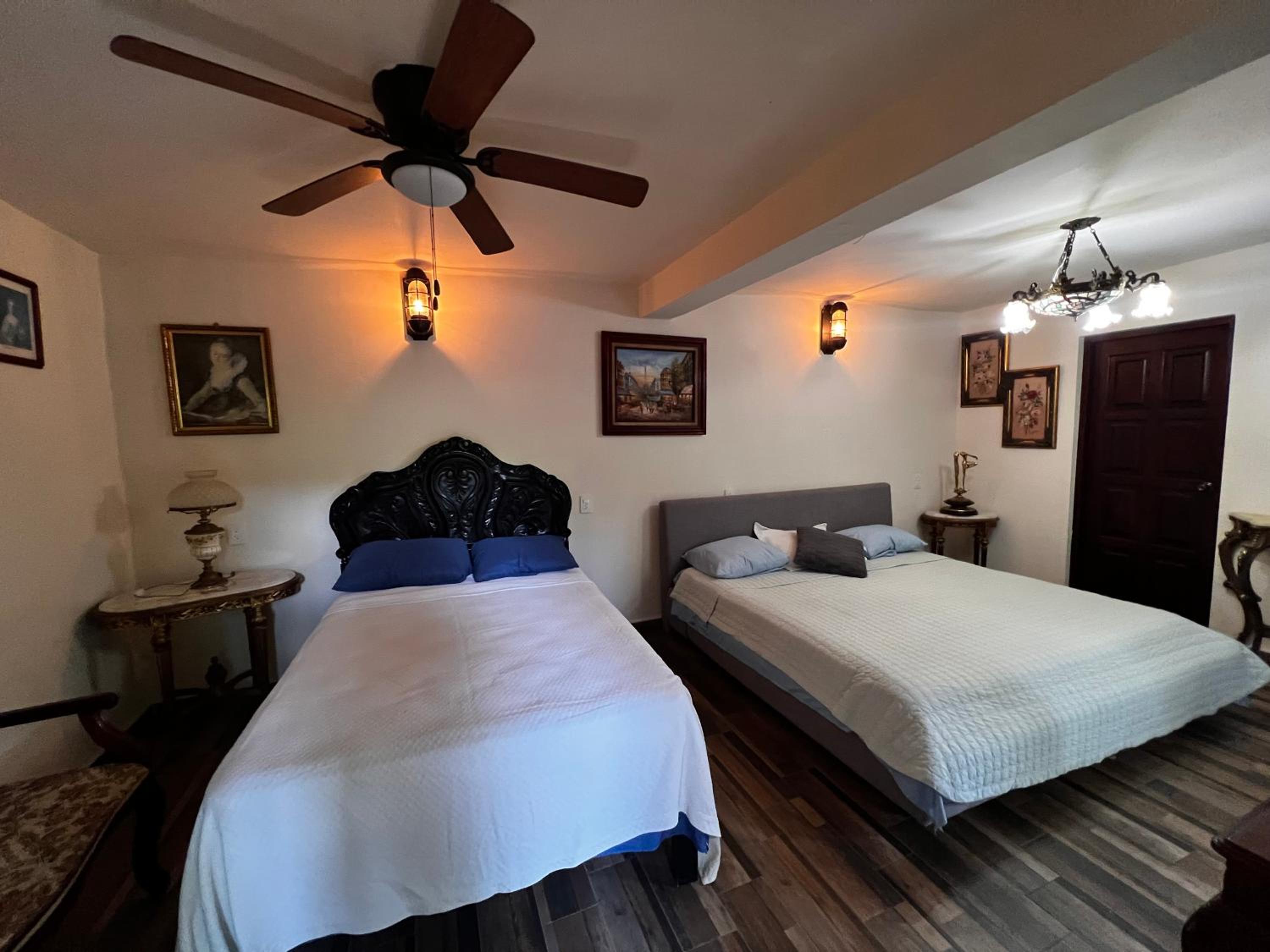 Deluxe Family Suite photo 3