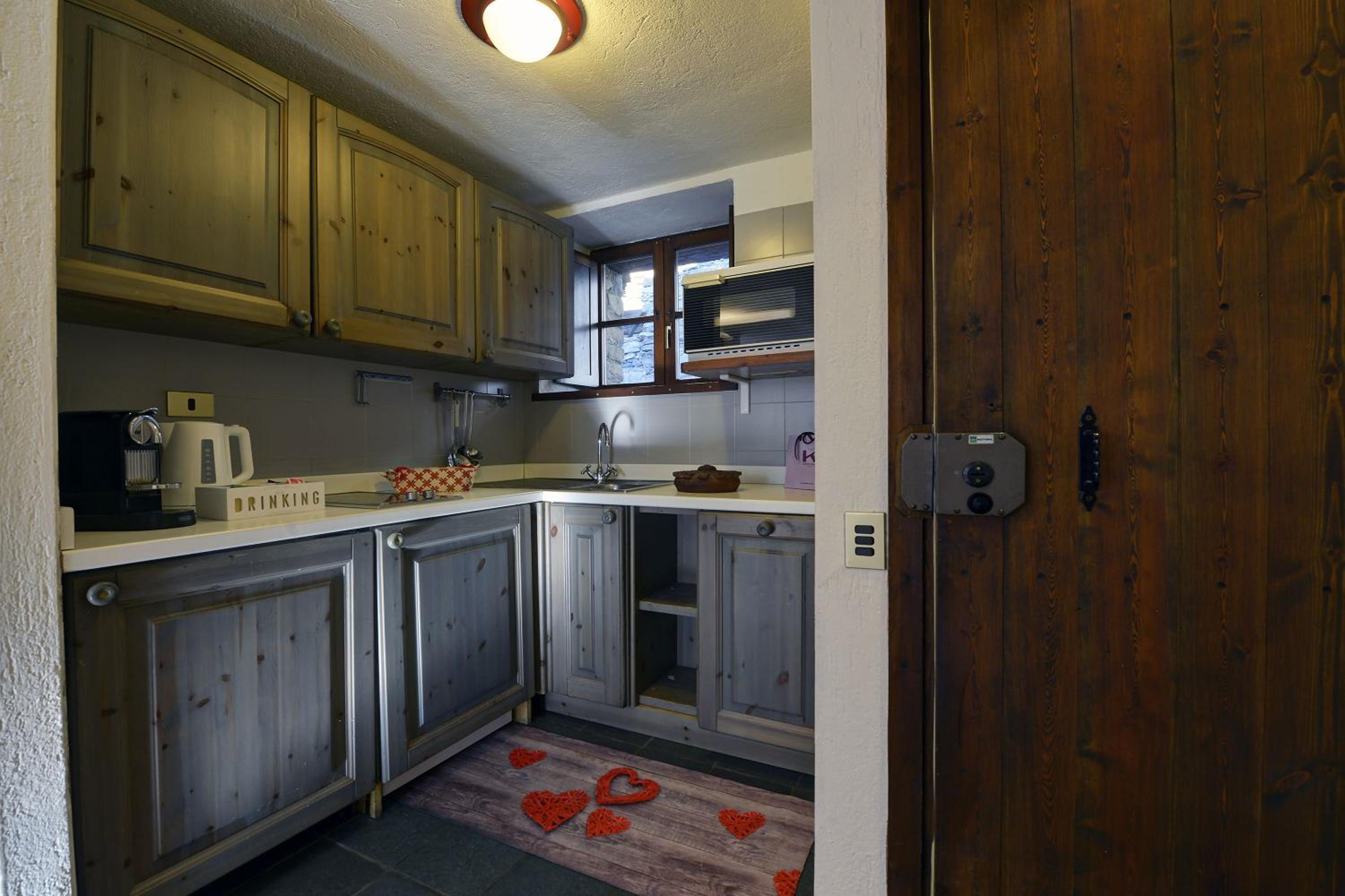 Two-Bedroom Apartment photo 2