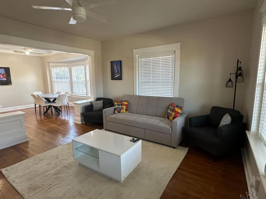 Two-Bedroom Apartment photo 3