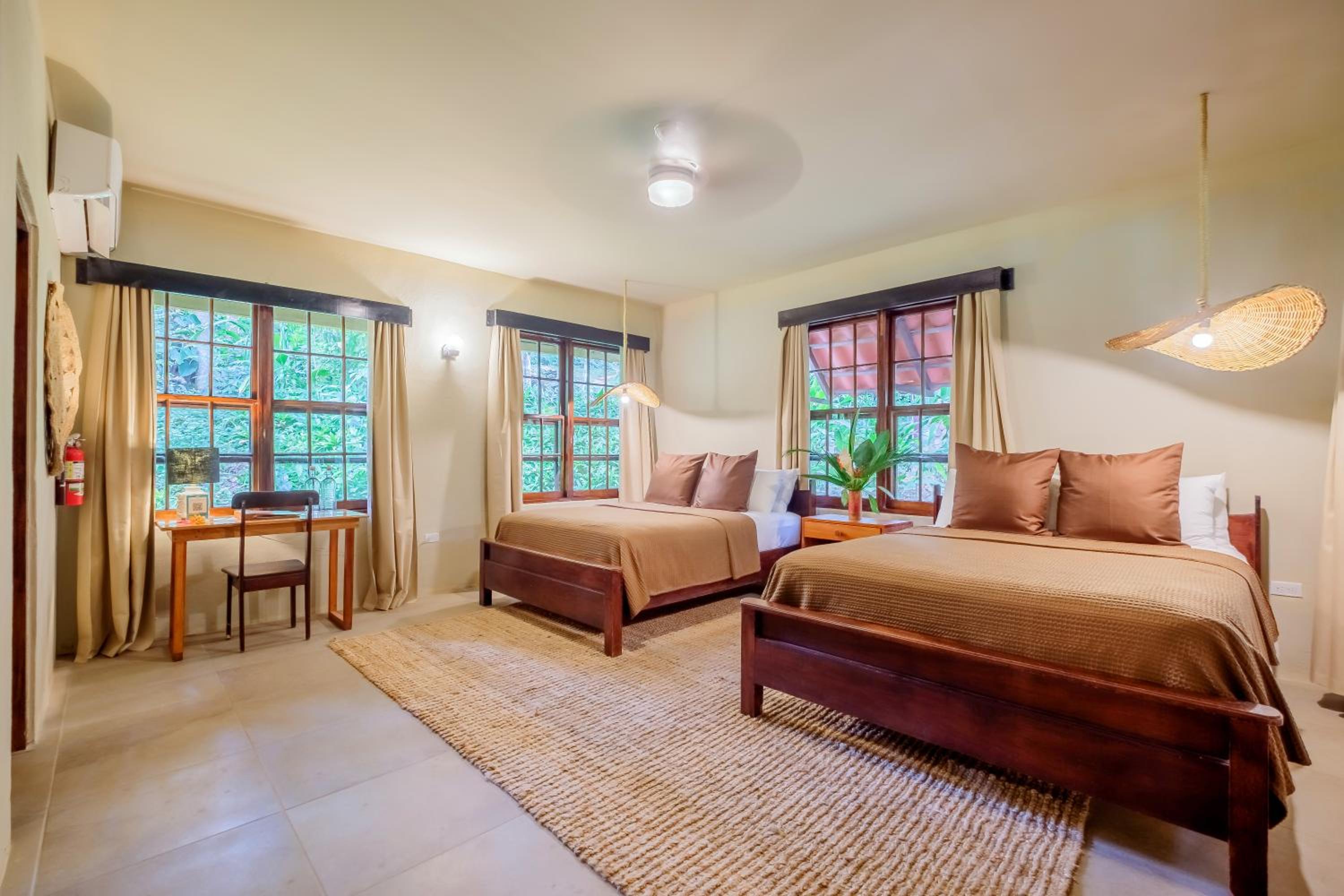 Deluxe Bungalow with Garden View photo 1