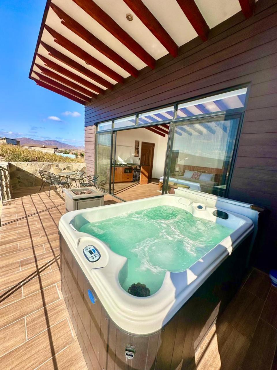 Studio with Spa Bath - Photo 4