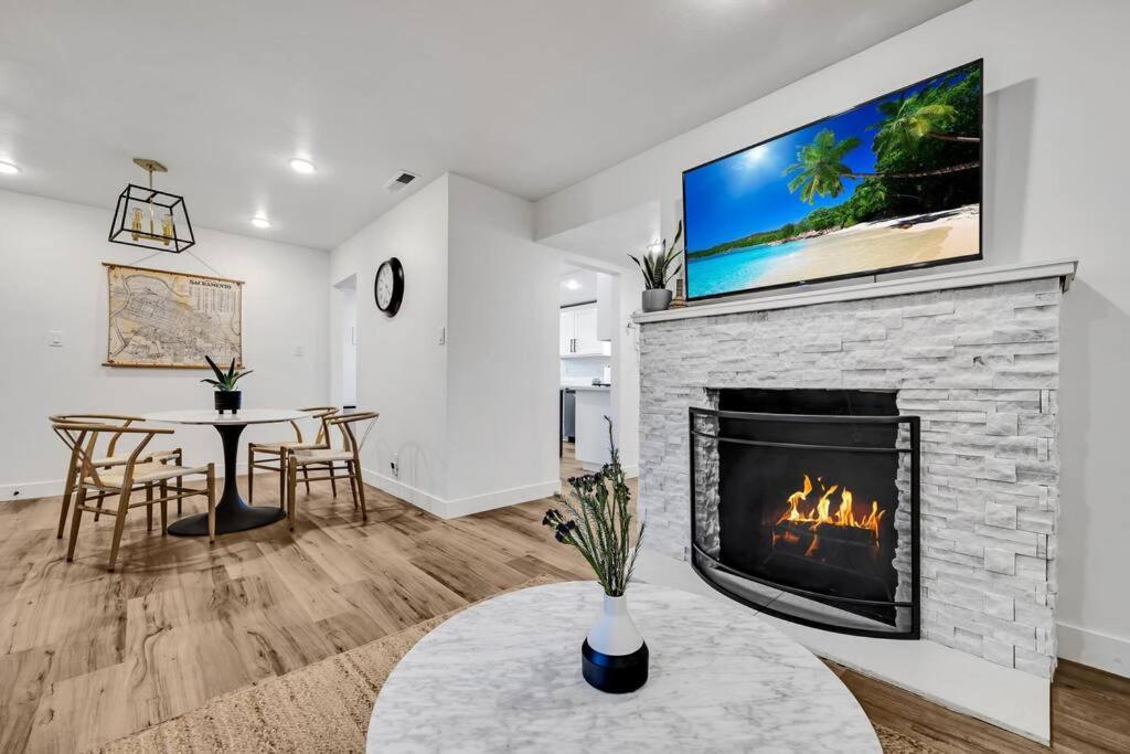 Three-Bedroom Home photo 1