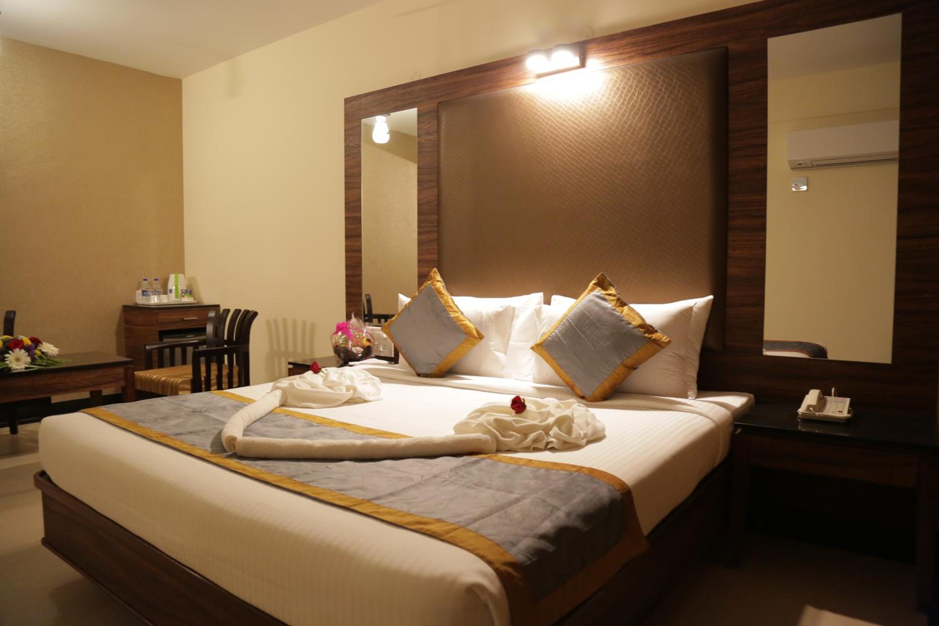 Deluxe Double Room - Photo 7