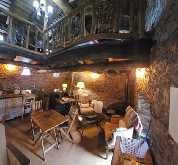 One-Bedroom House photo 1