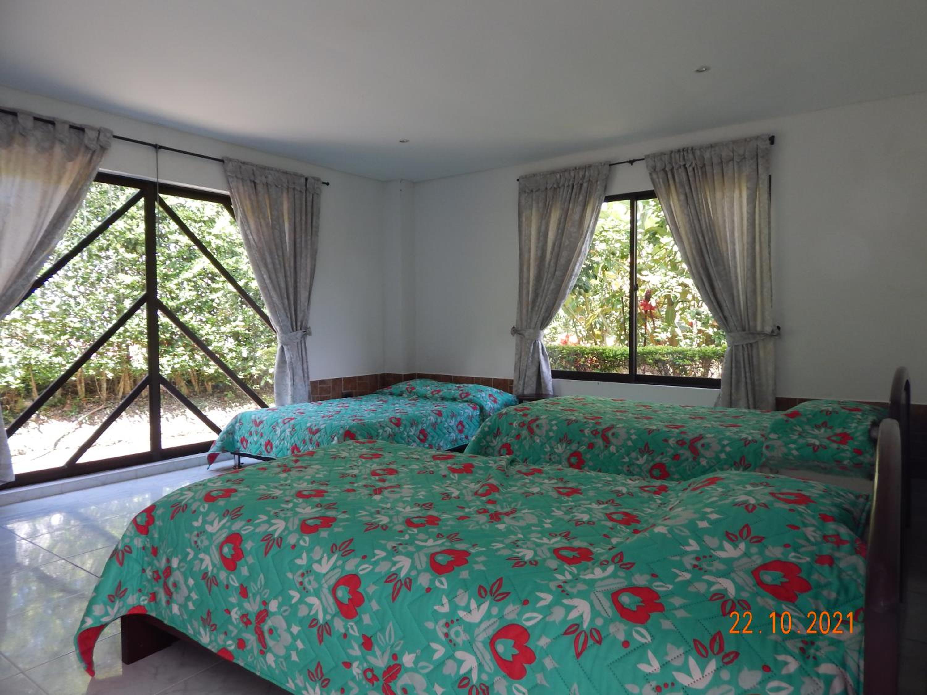 Four-Bedroom House photo 1