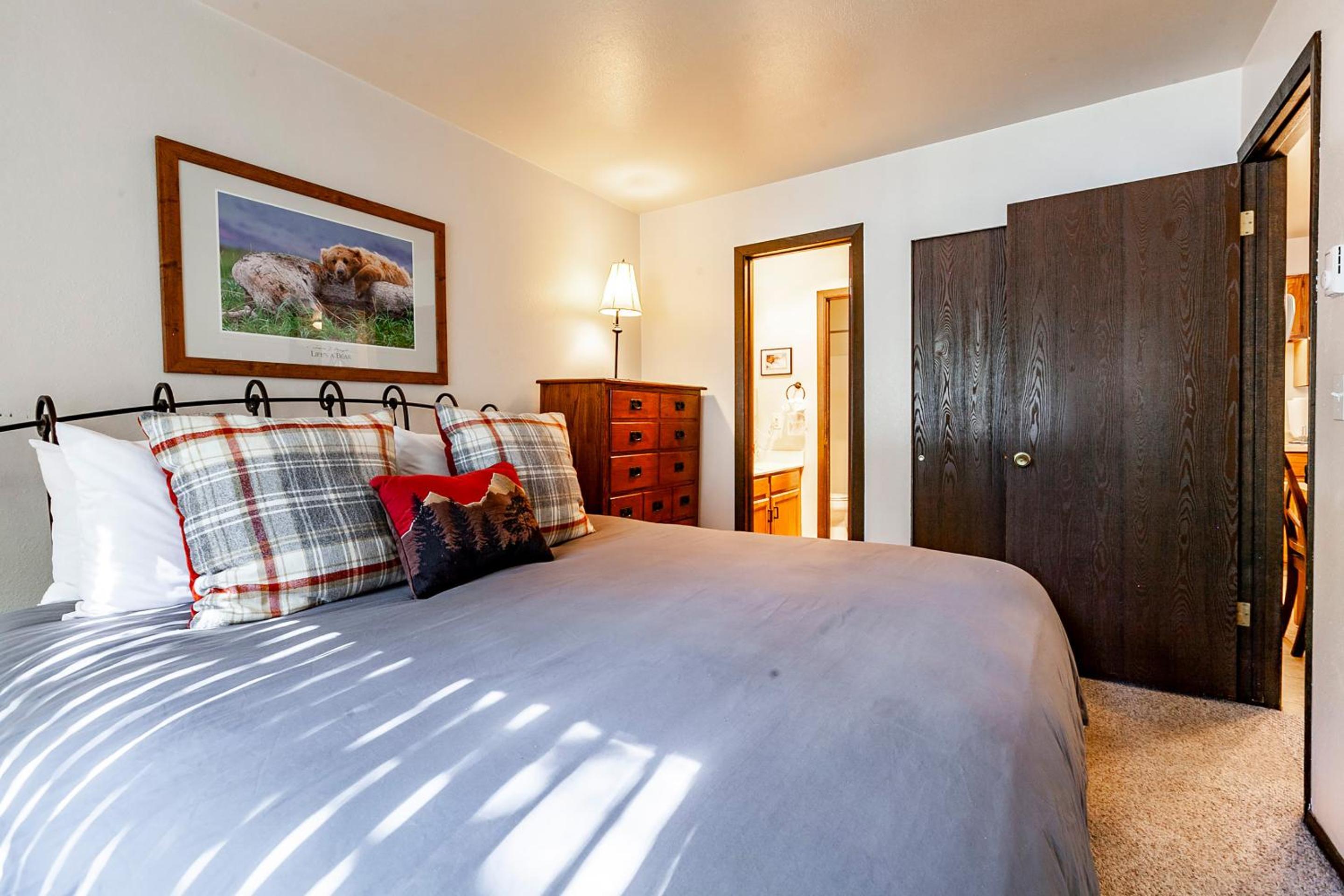 1 Bedroom Condominium #X3 photo 2