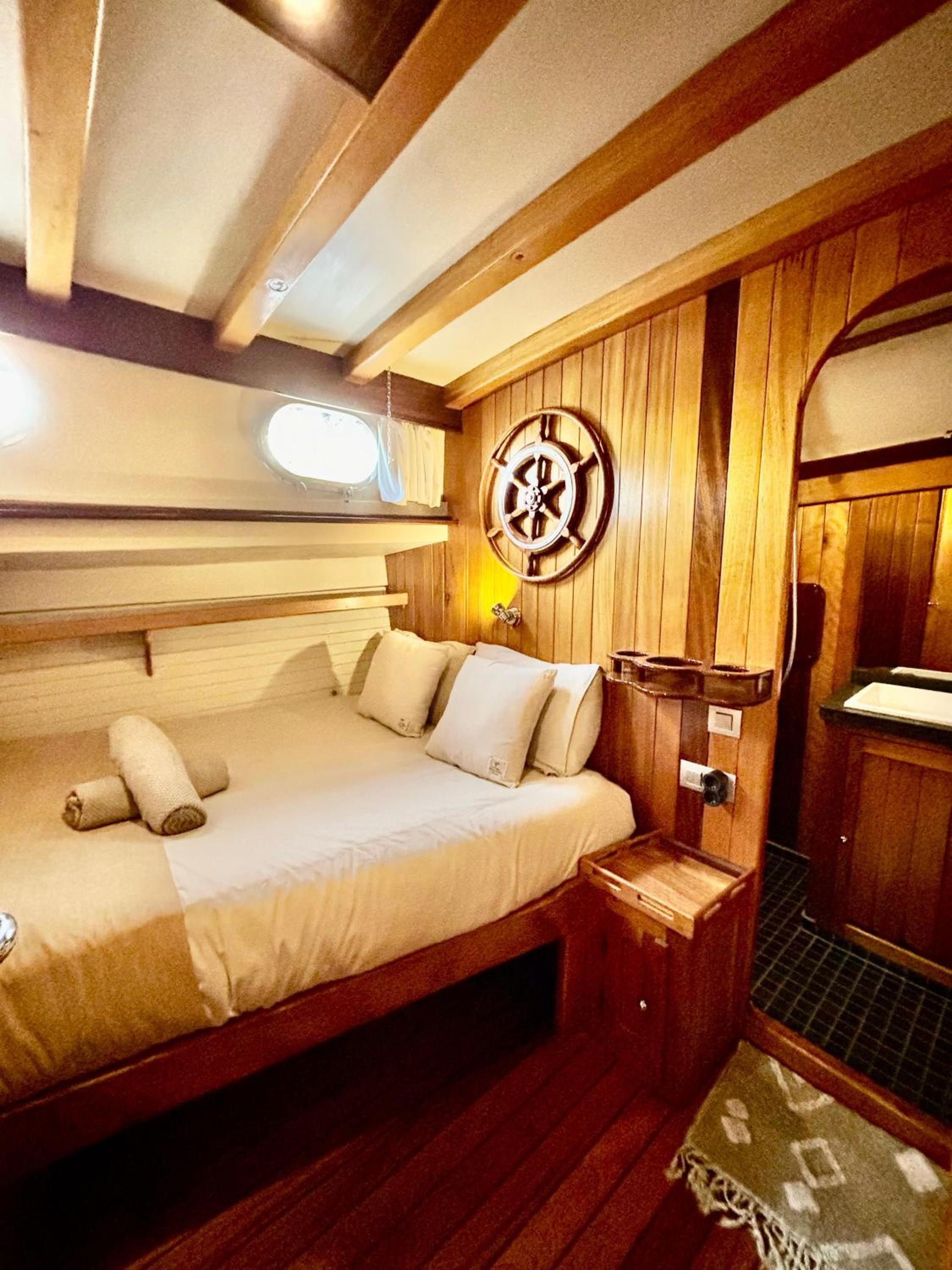 Double Room With Private Bathroom photo 2