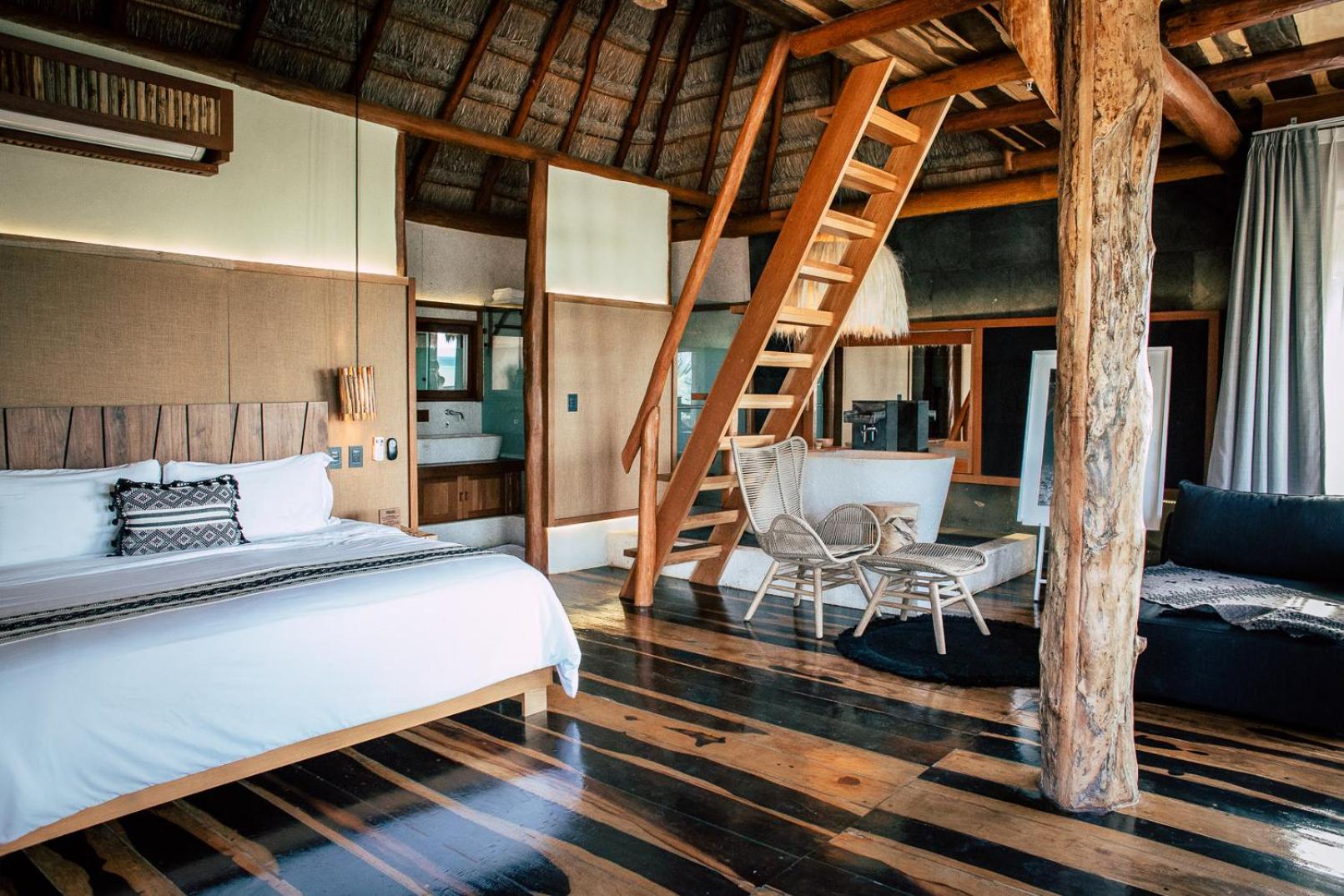 Junior Suite with Sea View - Photo 22