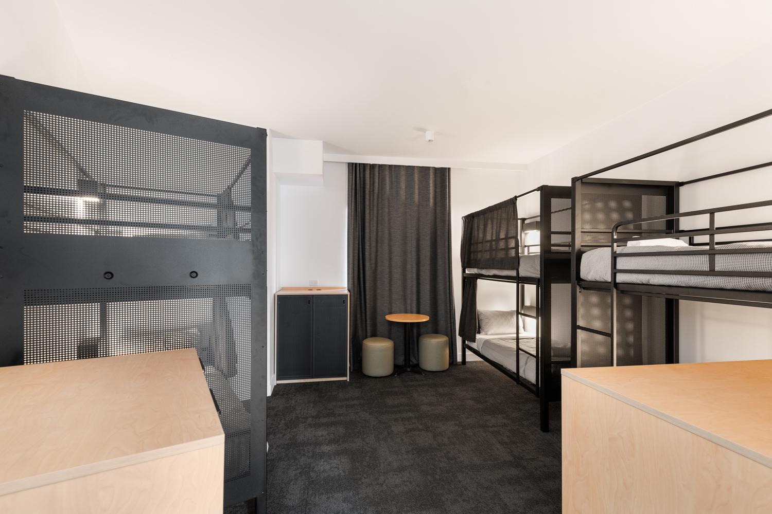 Bed in 6-Bed Mixed Dormitory Room with Private Bathroom