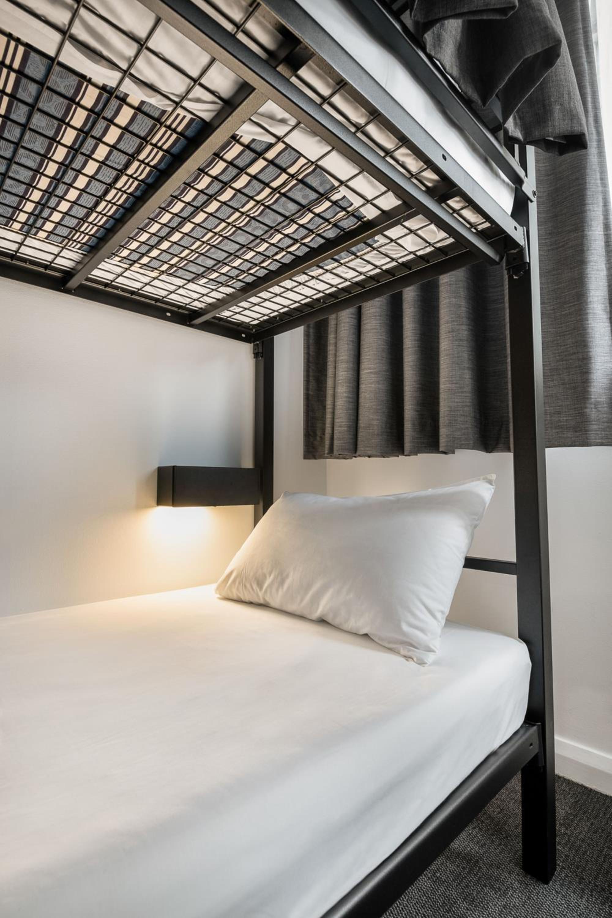 Bed in 6-Bed Mixed Dormitory Room with Private Bathroom
