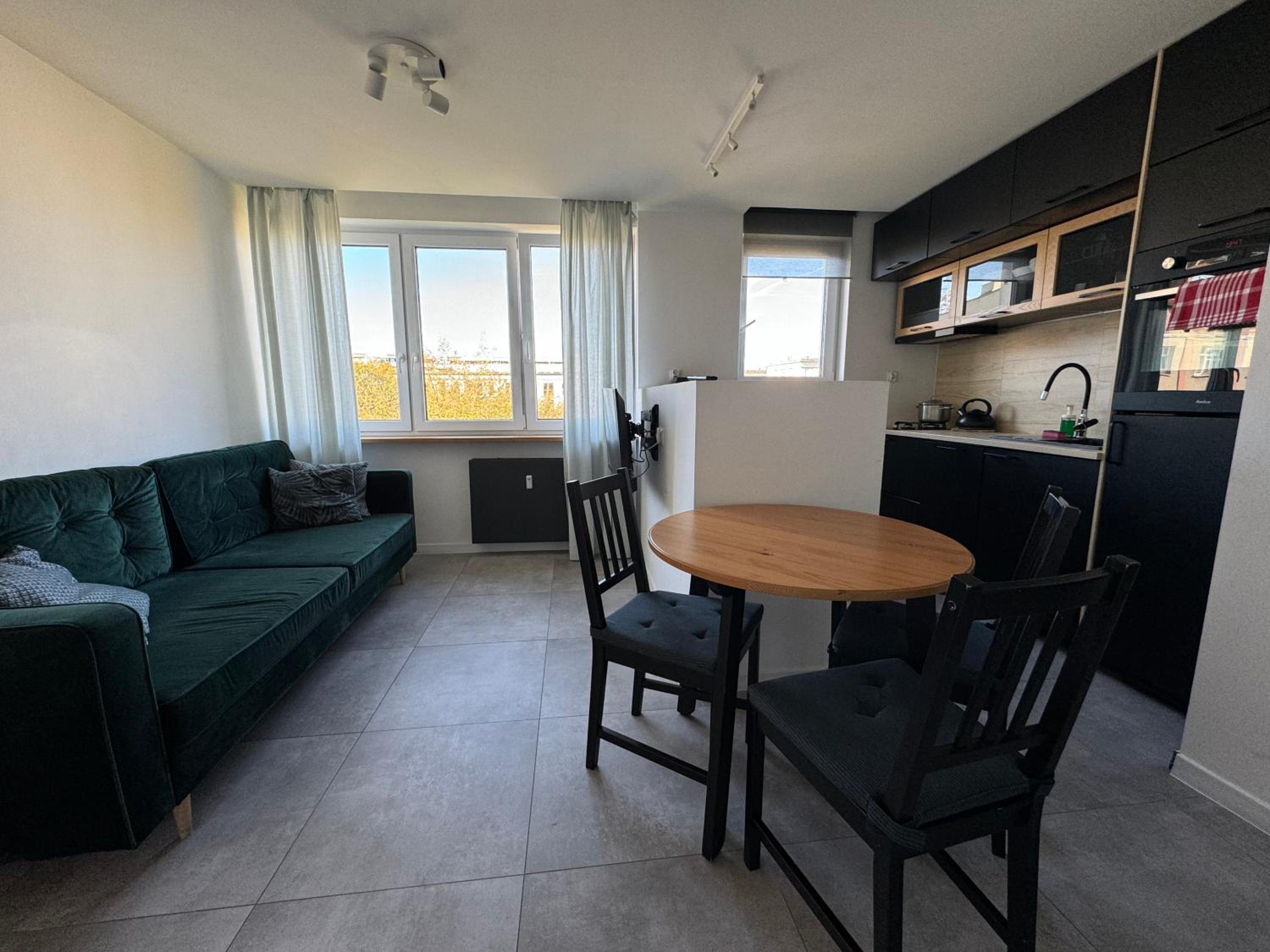 One-Bedroom Apartment