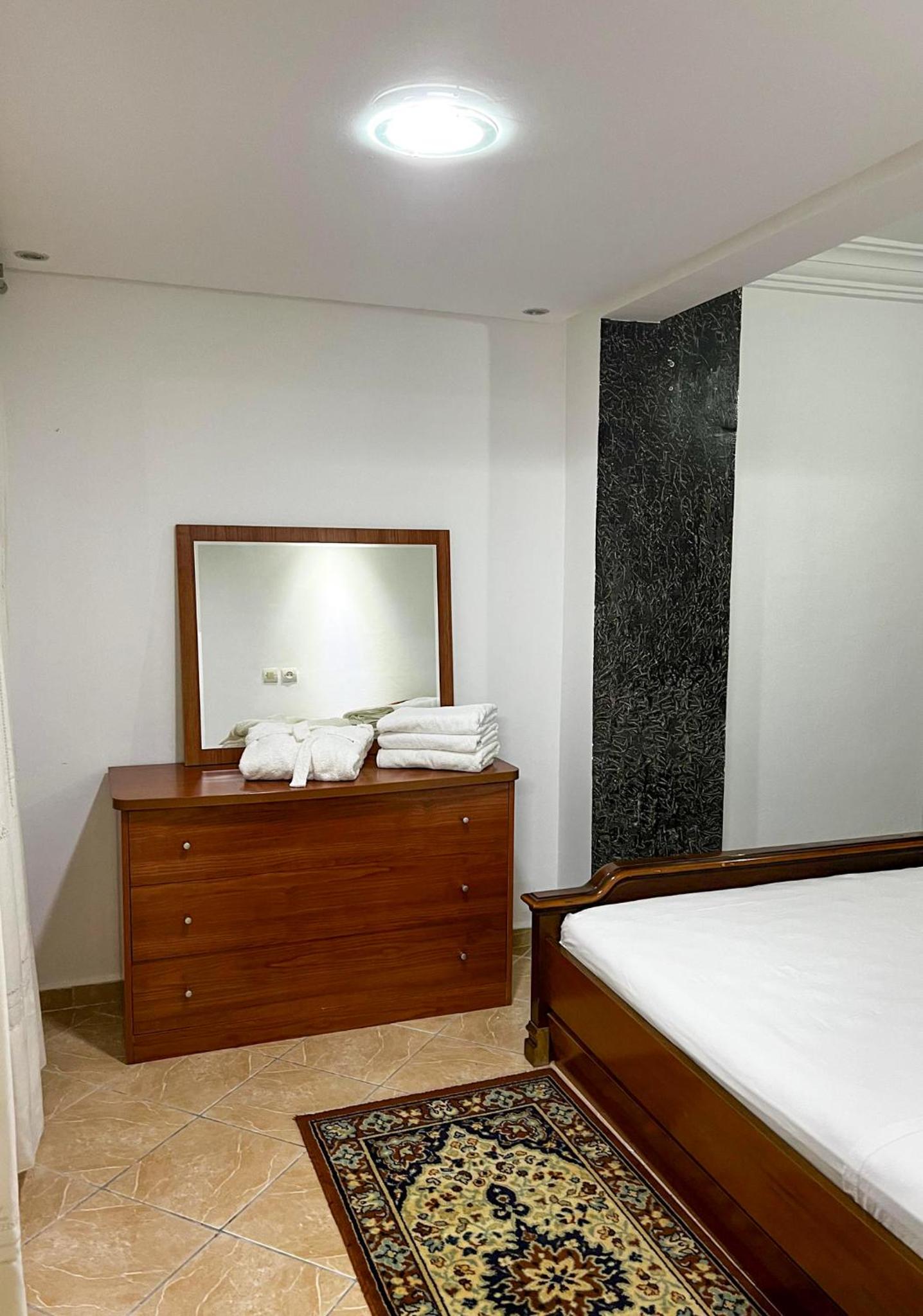 One-Bedroom Deluxe Apartment photo 3