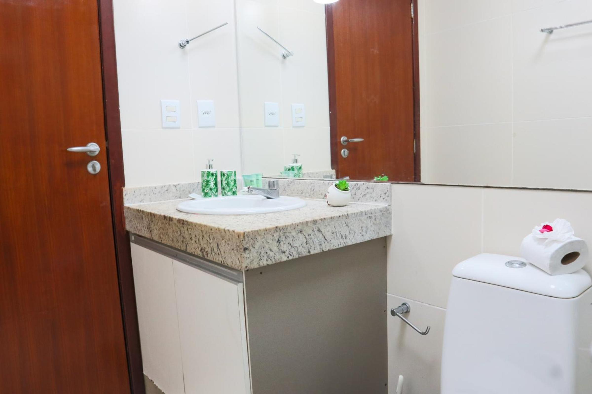 Apartment - Photo 4