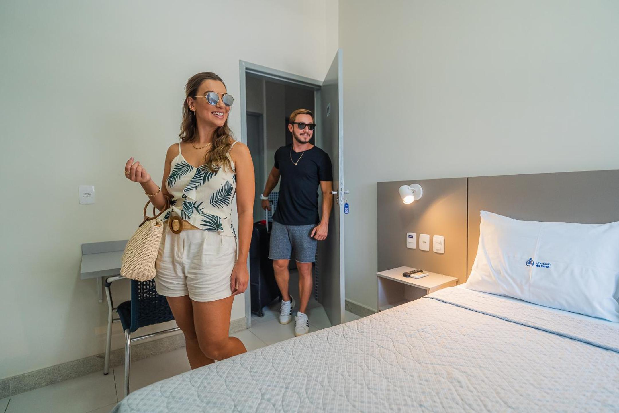 Standard Double Room - Photo 13