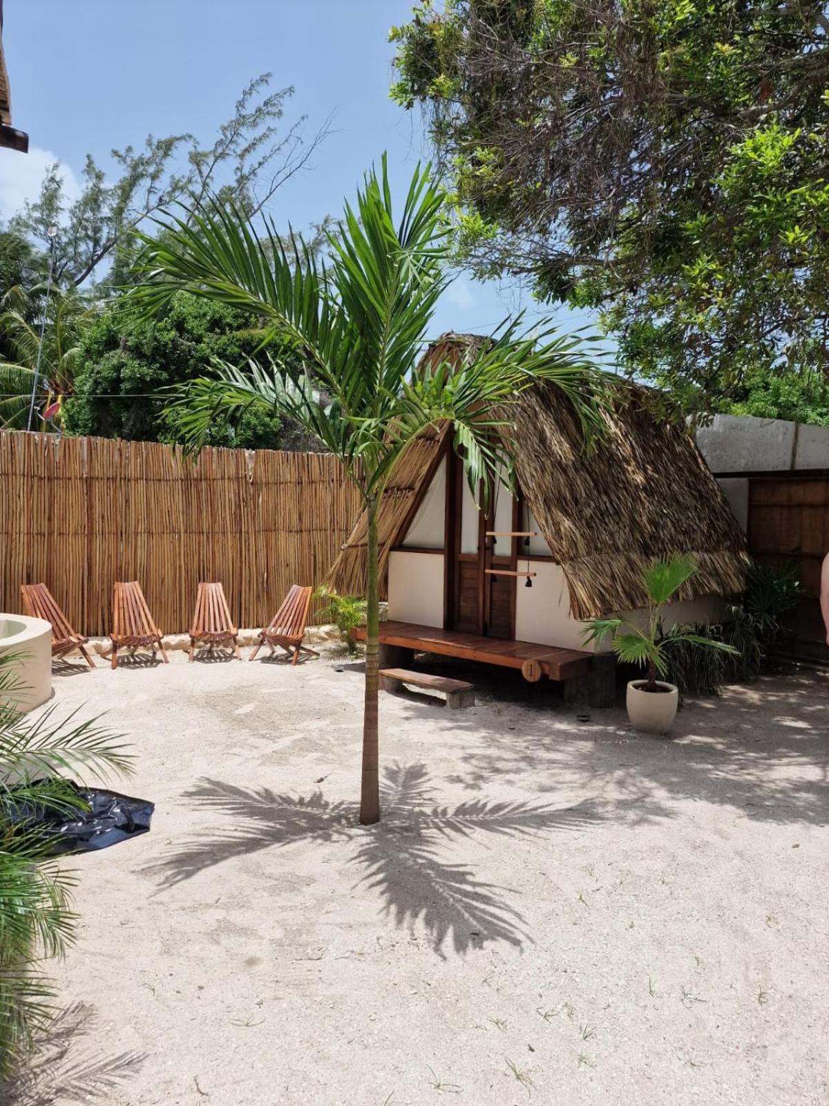 Bungalow photo 1