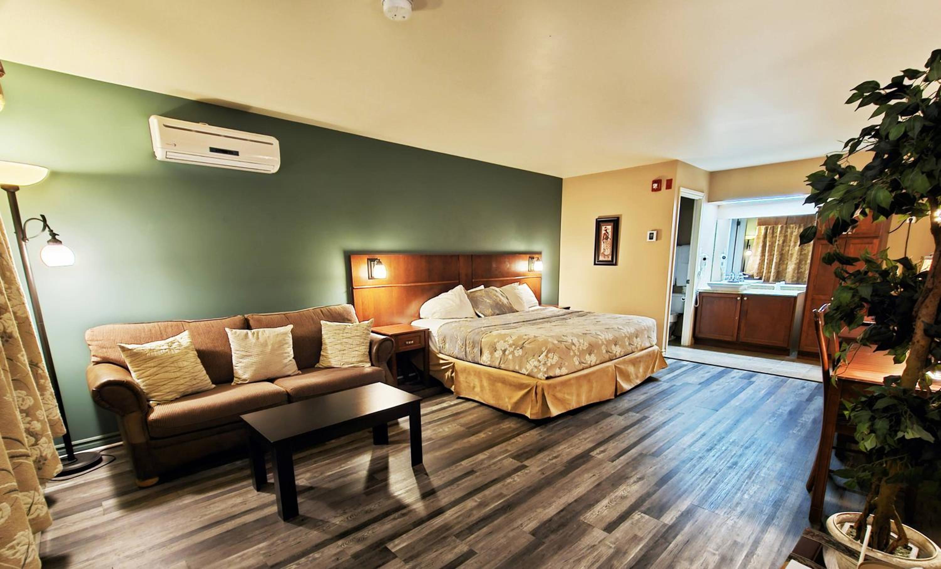 Junior Suite - Photo 1