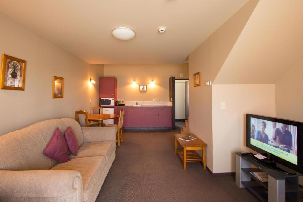 Standard Double or Twin Room - Photo 1
