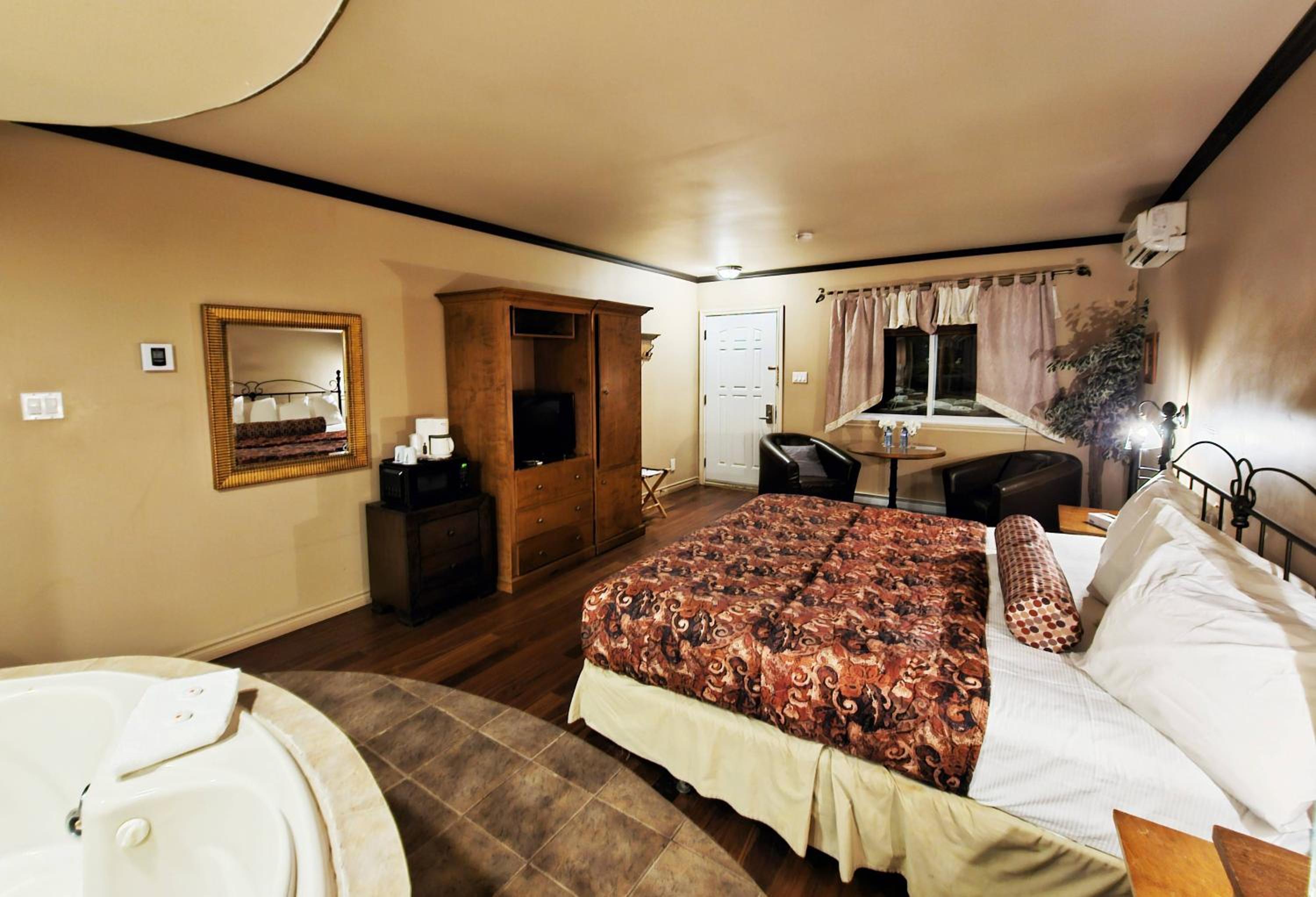 Bridal Suite - Photo 1
