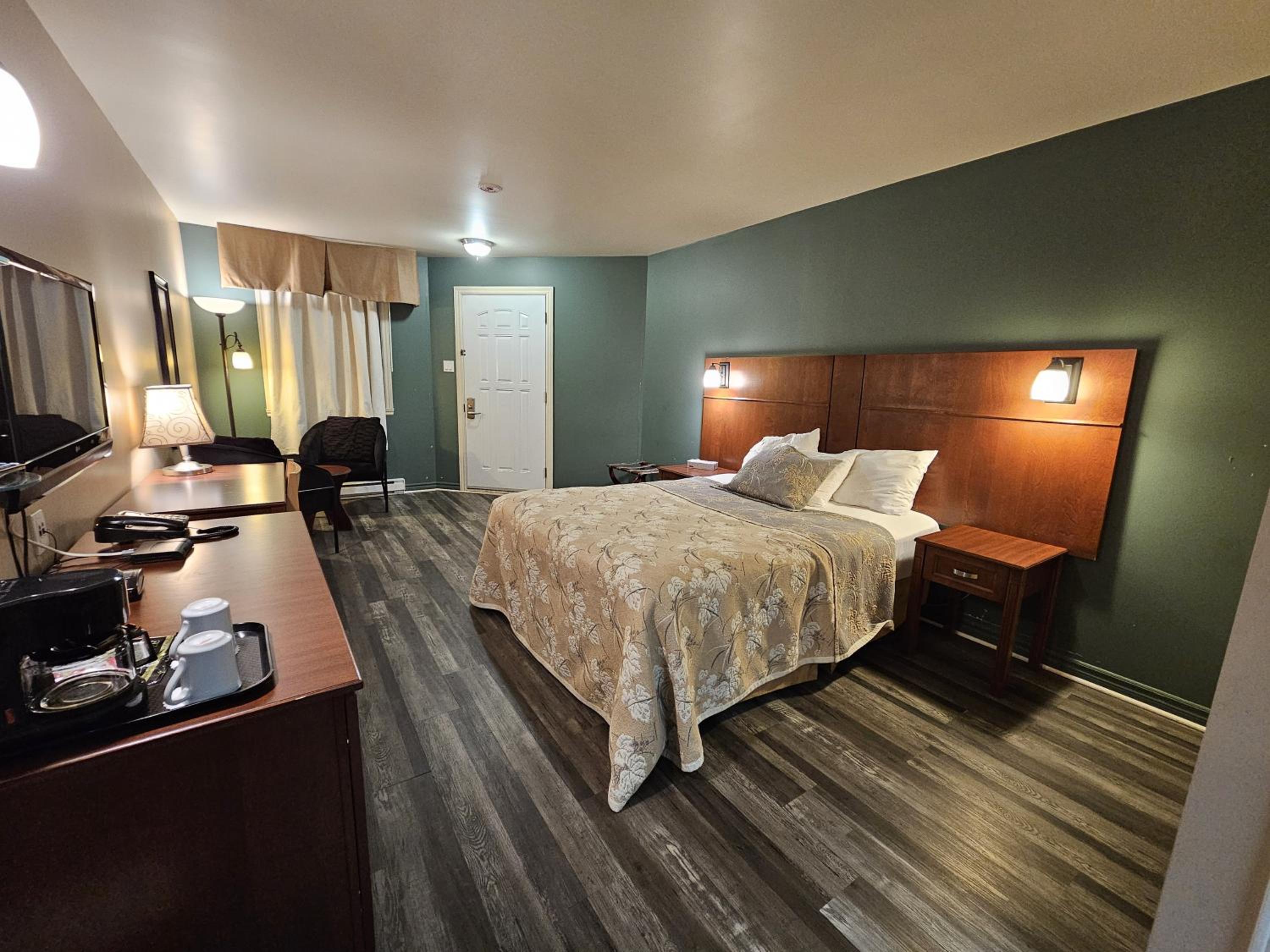 Superior Queen Room - Photo 4