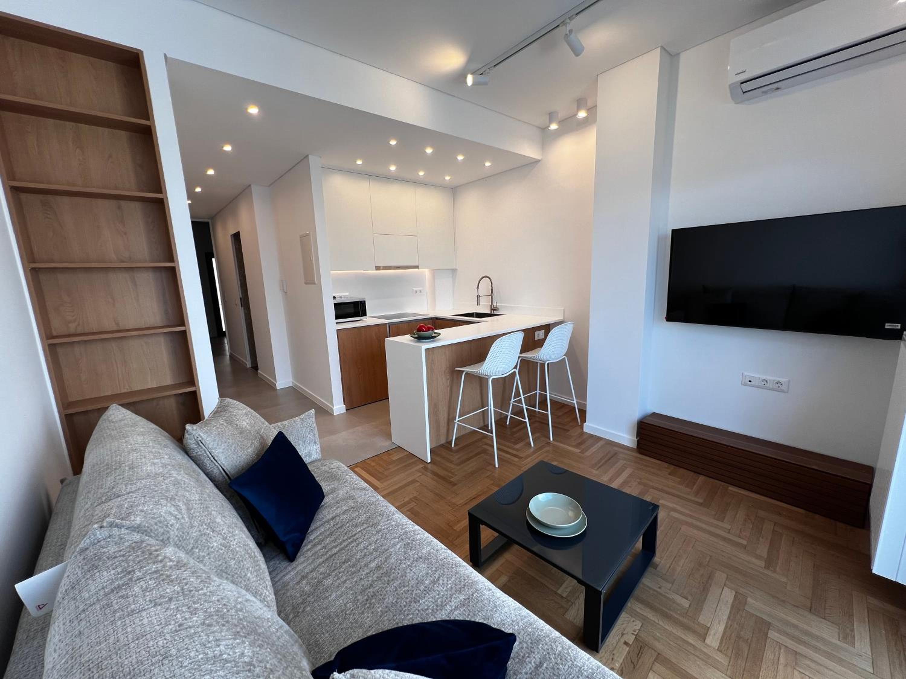 One-Bedroom Apartment photo 3