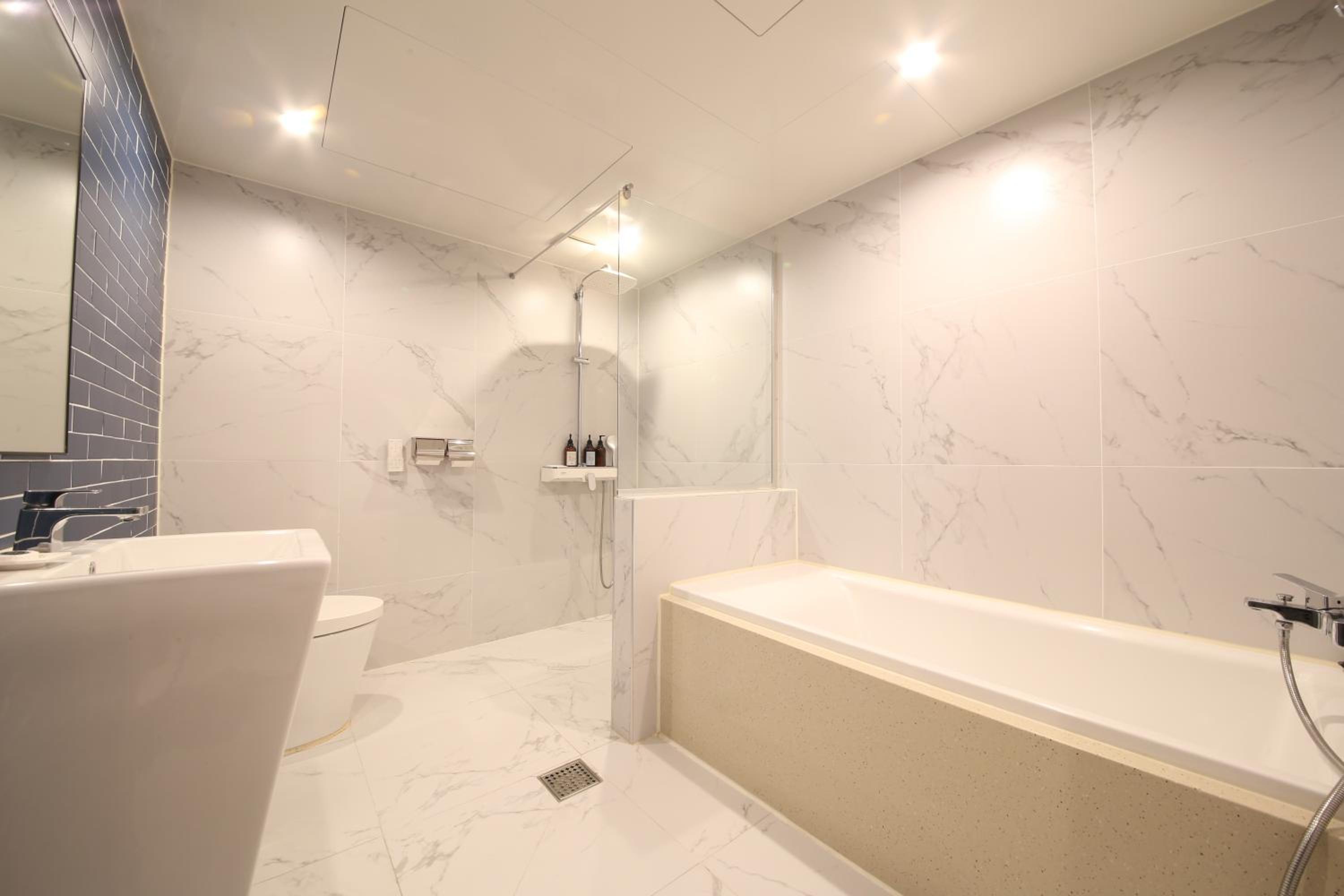 Standard Double Room - Photo 2