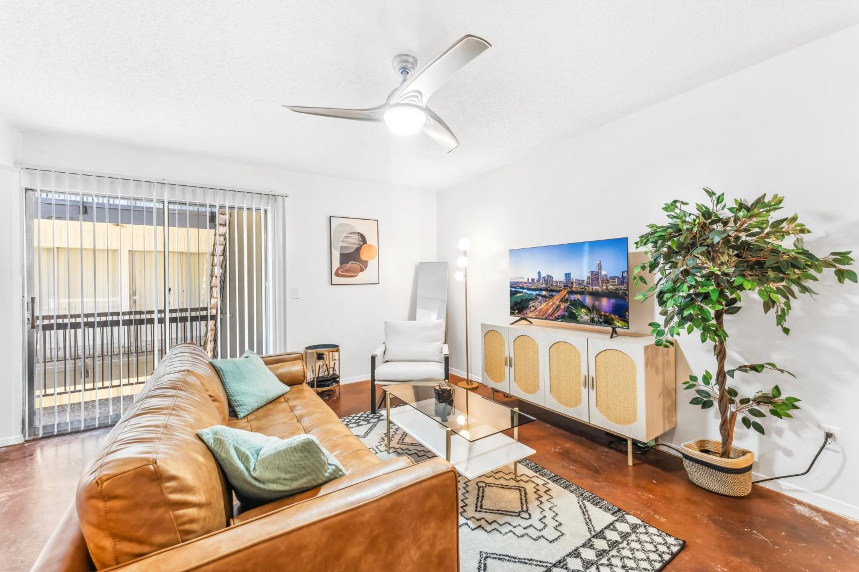 One-Bedroom Apartment