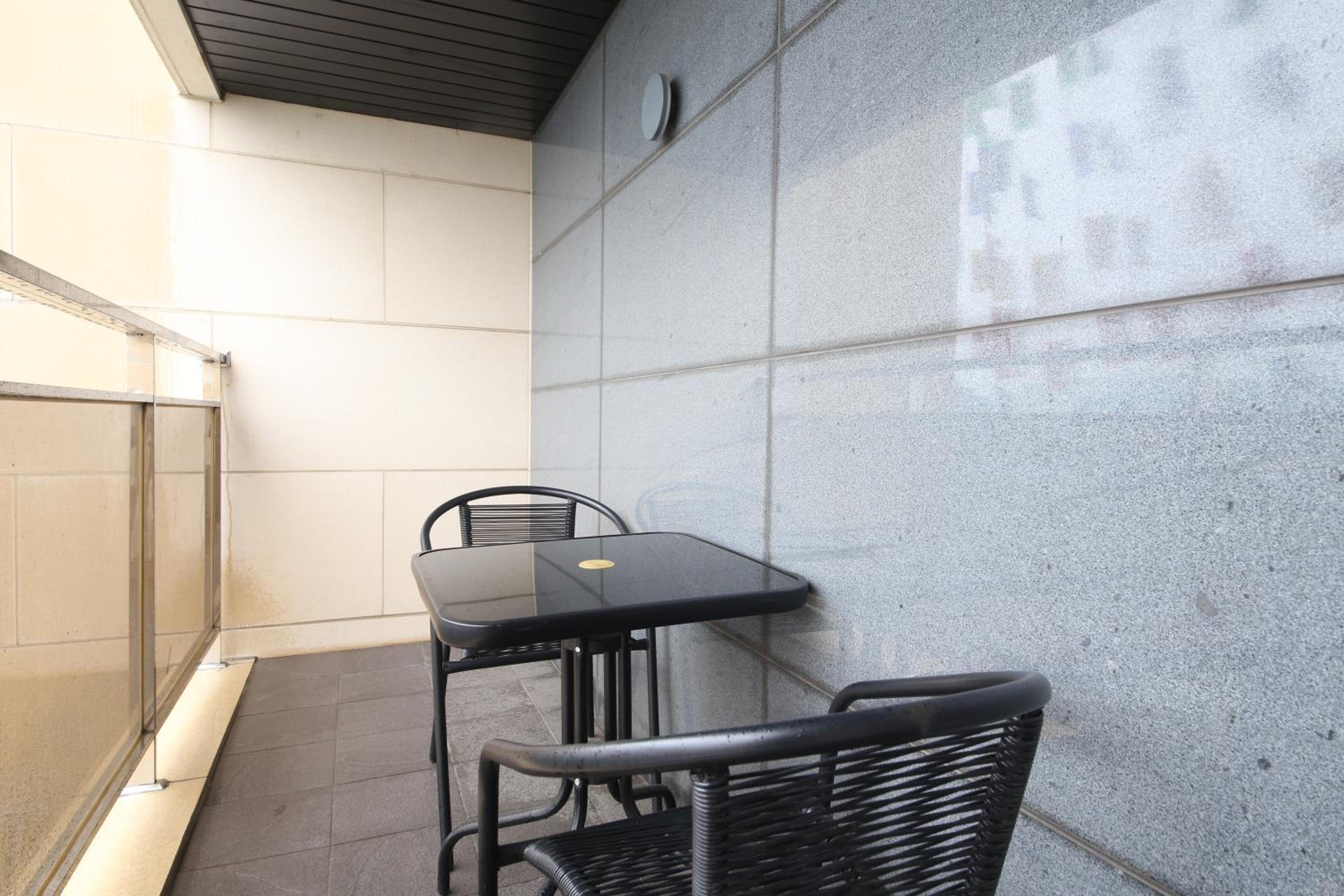 Suite with Terrace - Photo 8