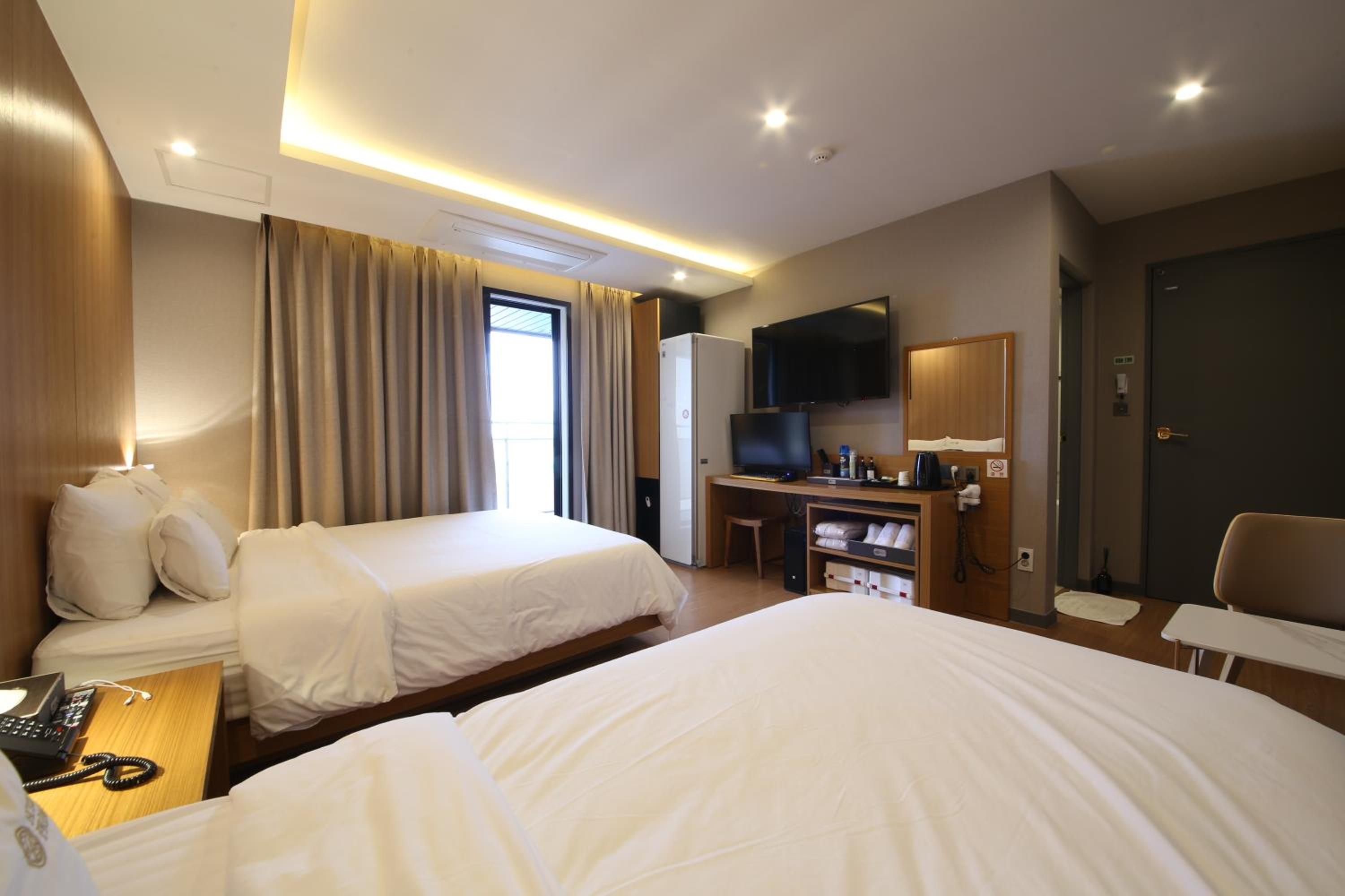 Suite Terrace Twin - Photo 1