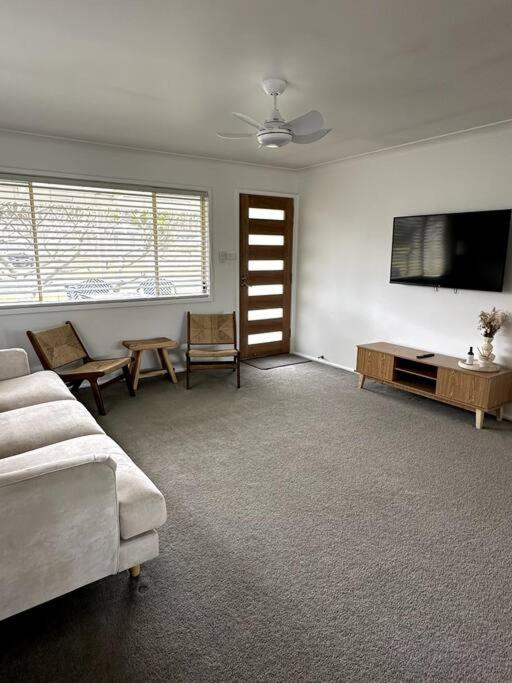 Three-Bedroom House photo 1