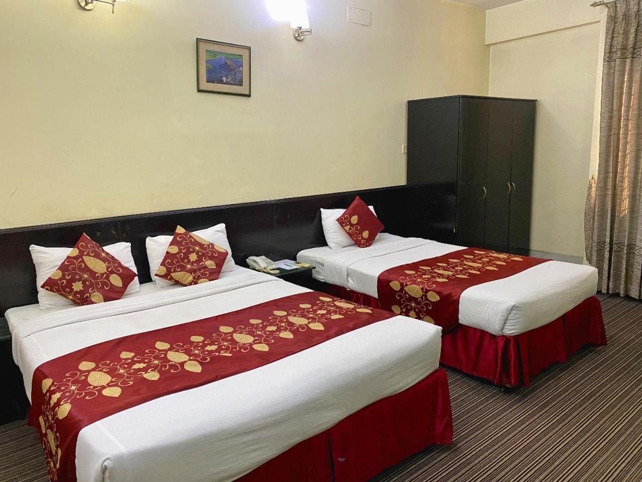 Deluxe Triple Room