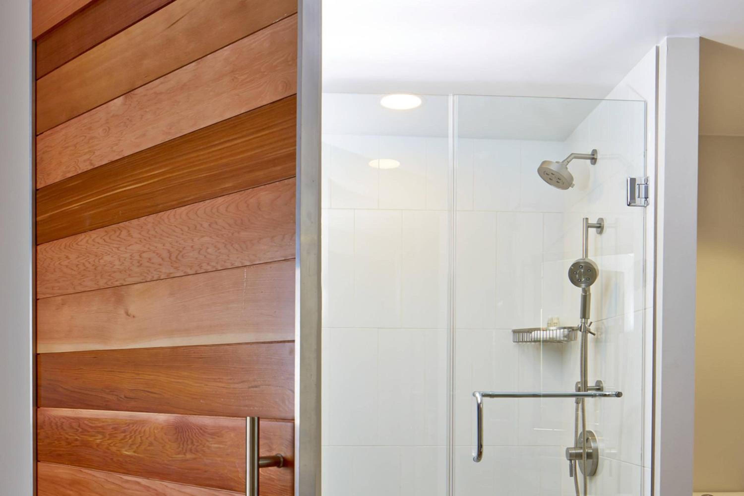 Guest King Room - Photo 4