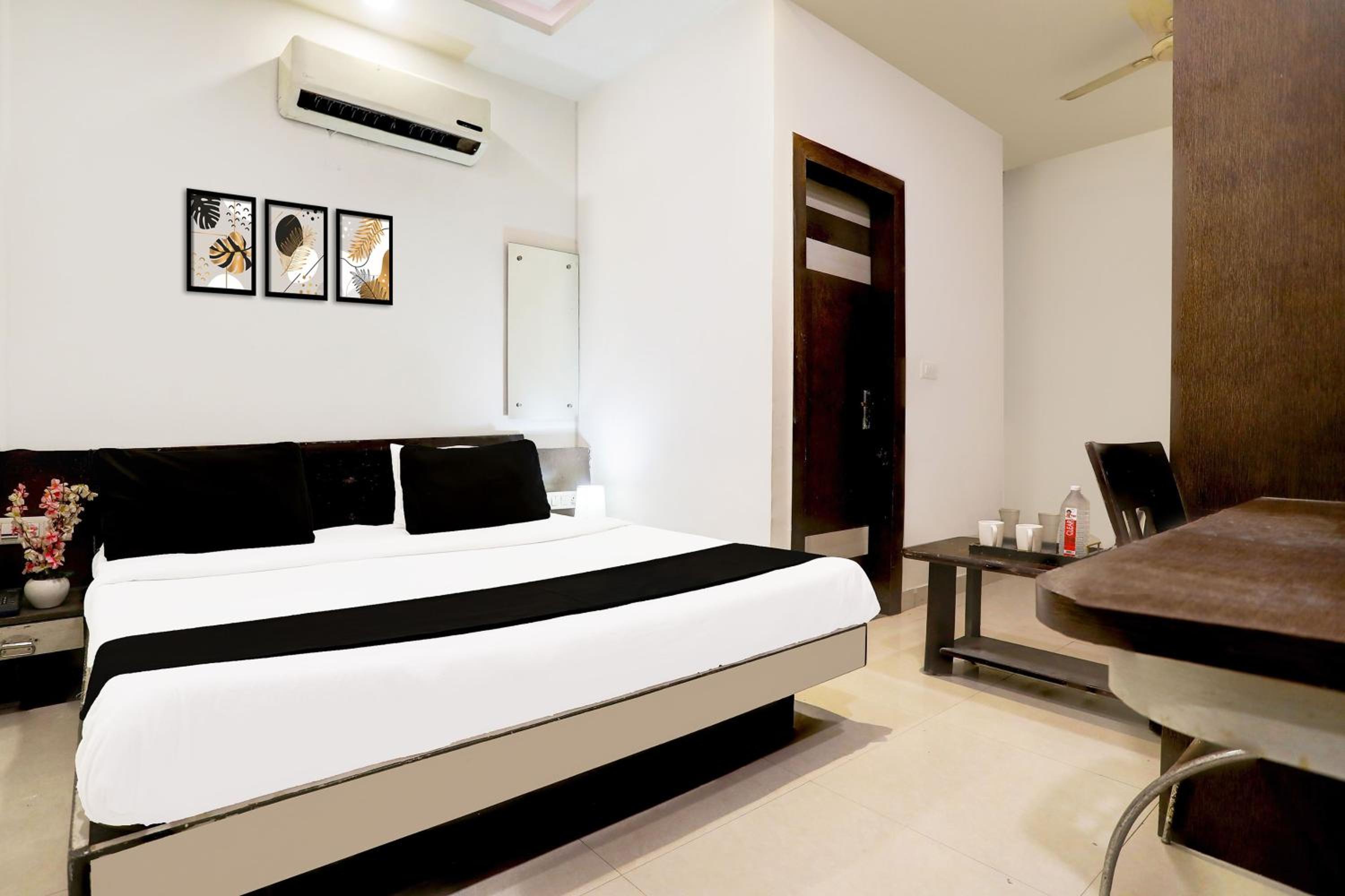 Classic Triple Room