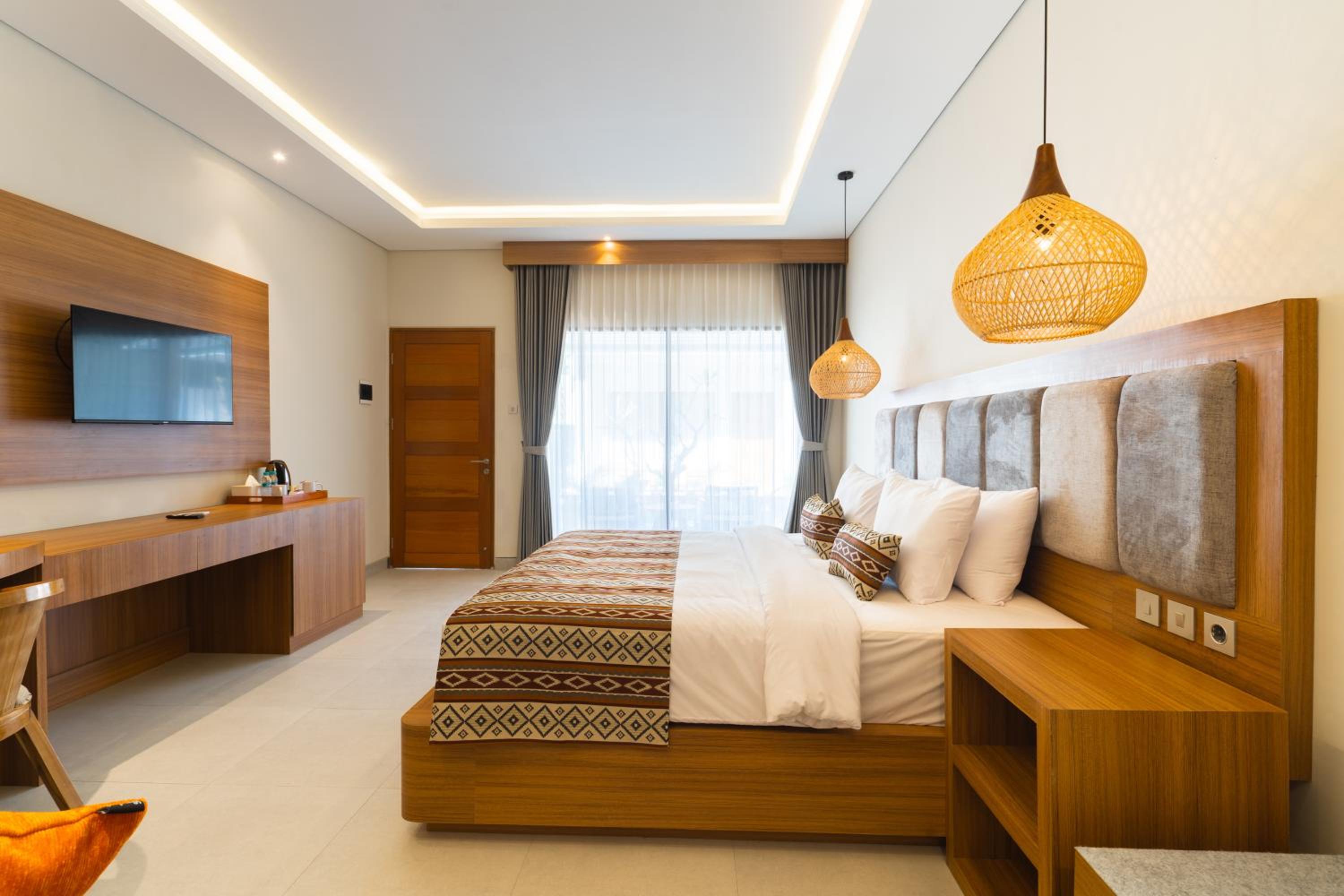 Suite with Free Welcome Snack, Minibar and Coffee Capsule Machine - Photo 9