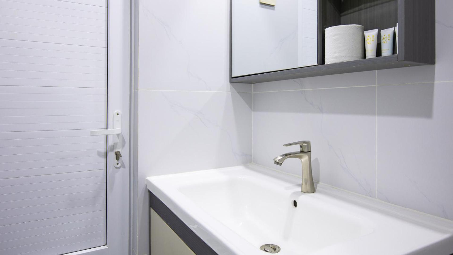 Budget Double Room photo 2