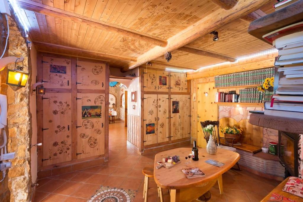 Villa photo 3
