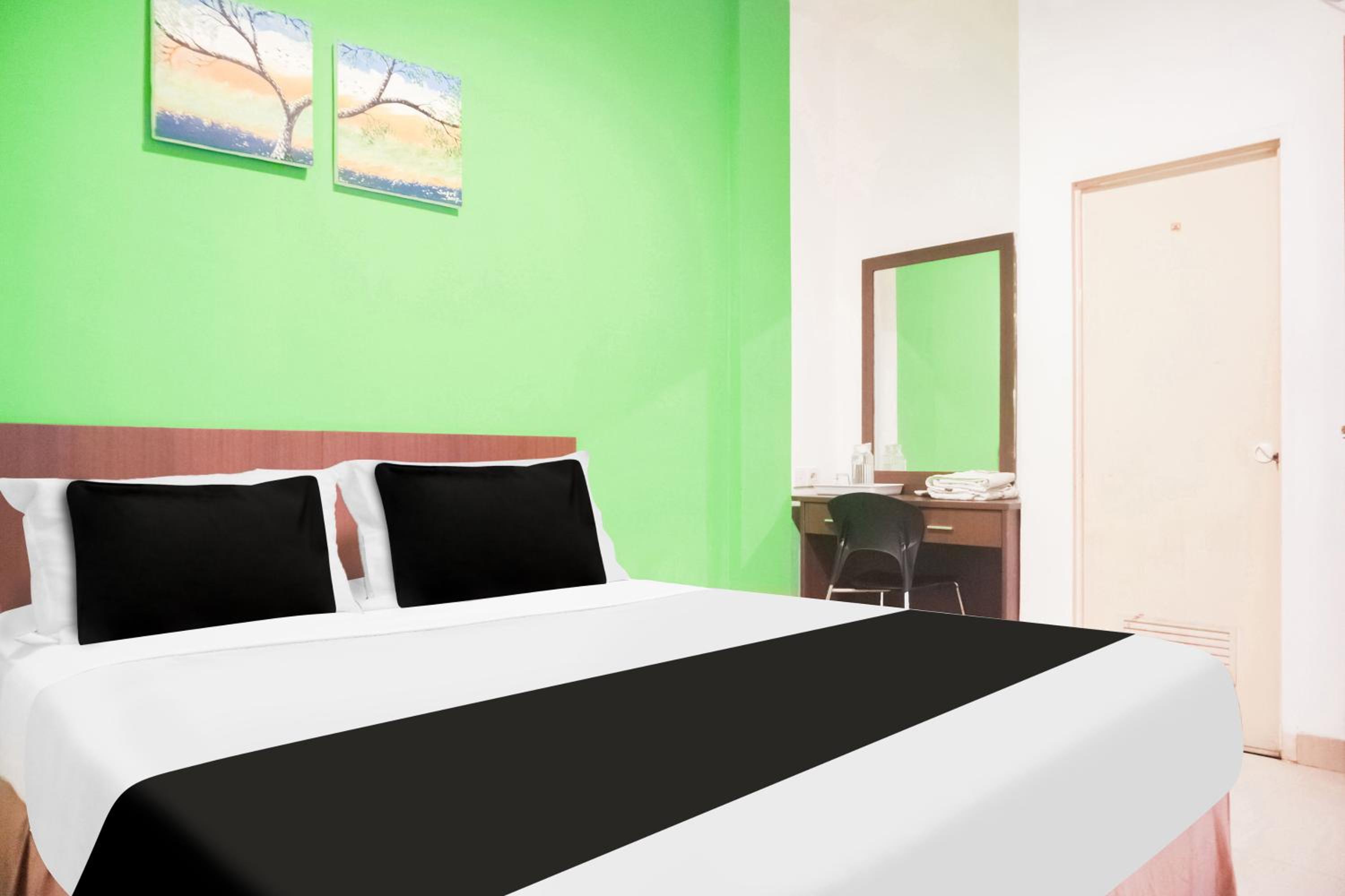 Standard Double Room photo 2