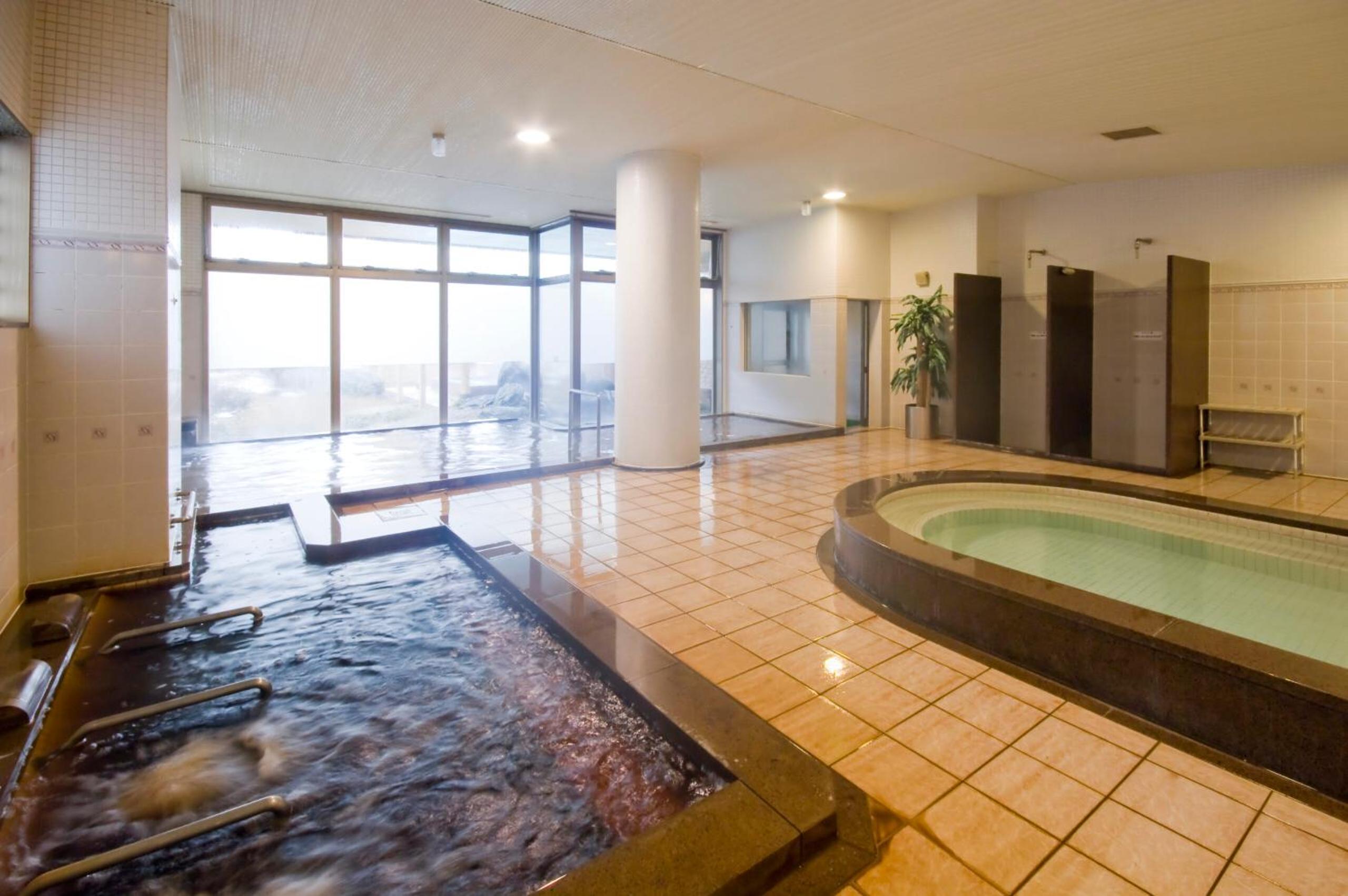 Japanese-Style Quadruple Room with Shared Bathroom photo 2