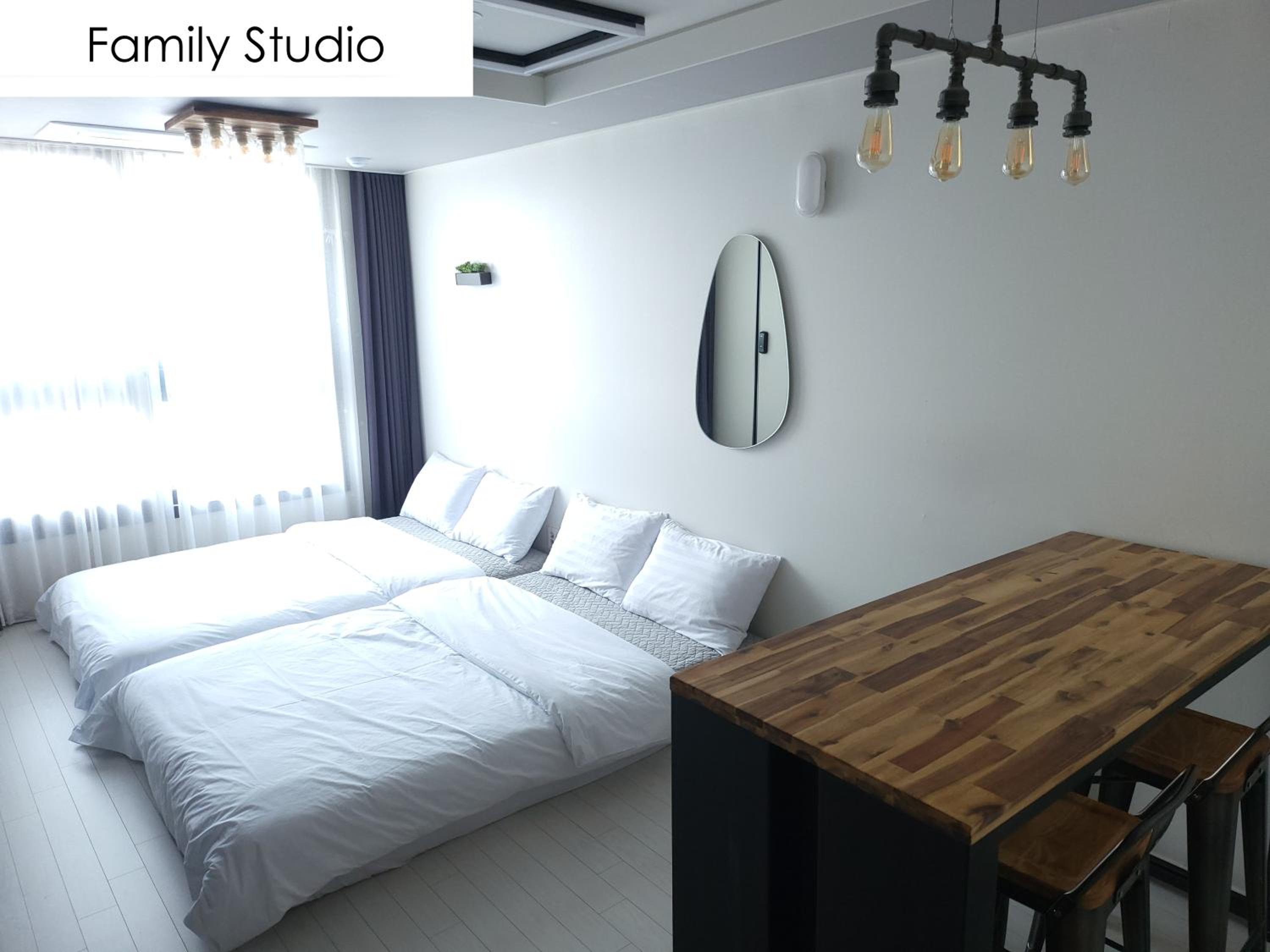 Family Studio photo 1