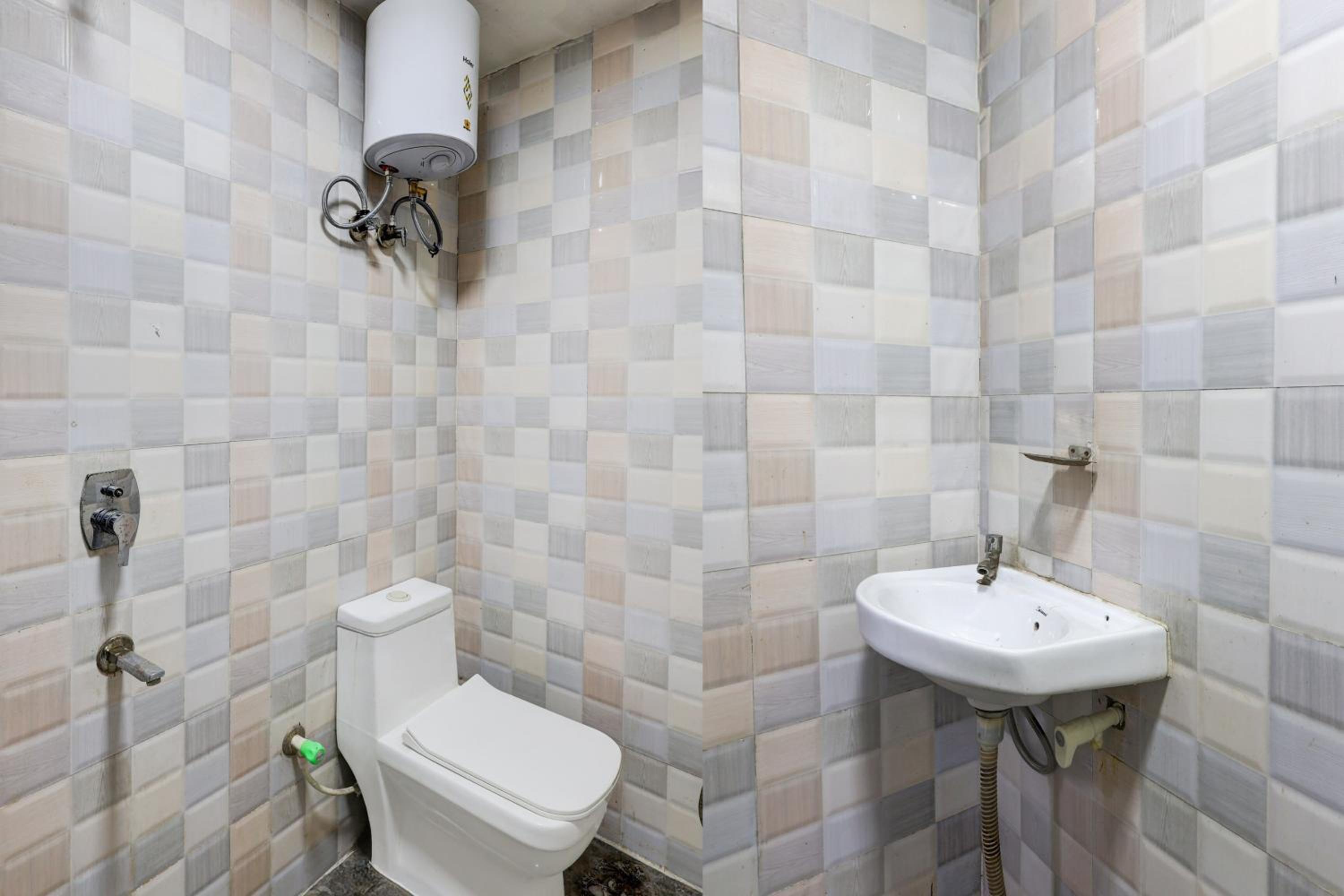 Classic Triple Room photo 2