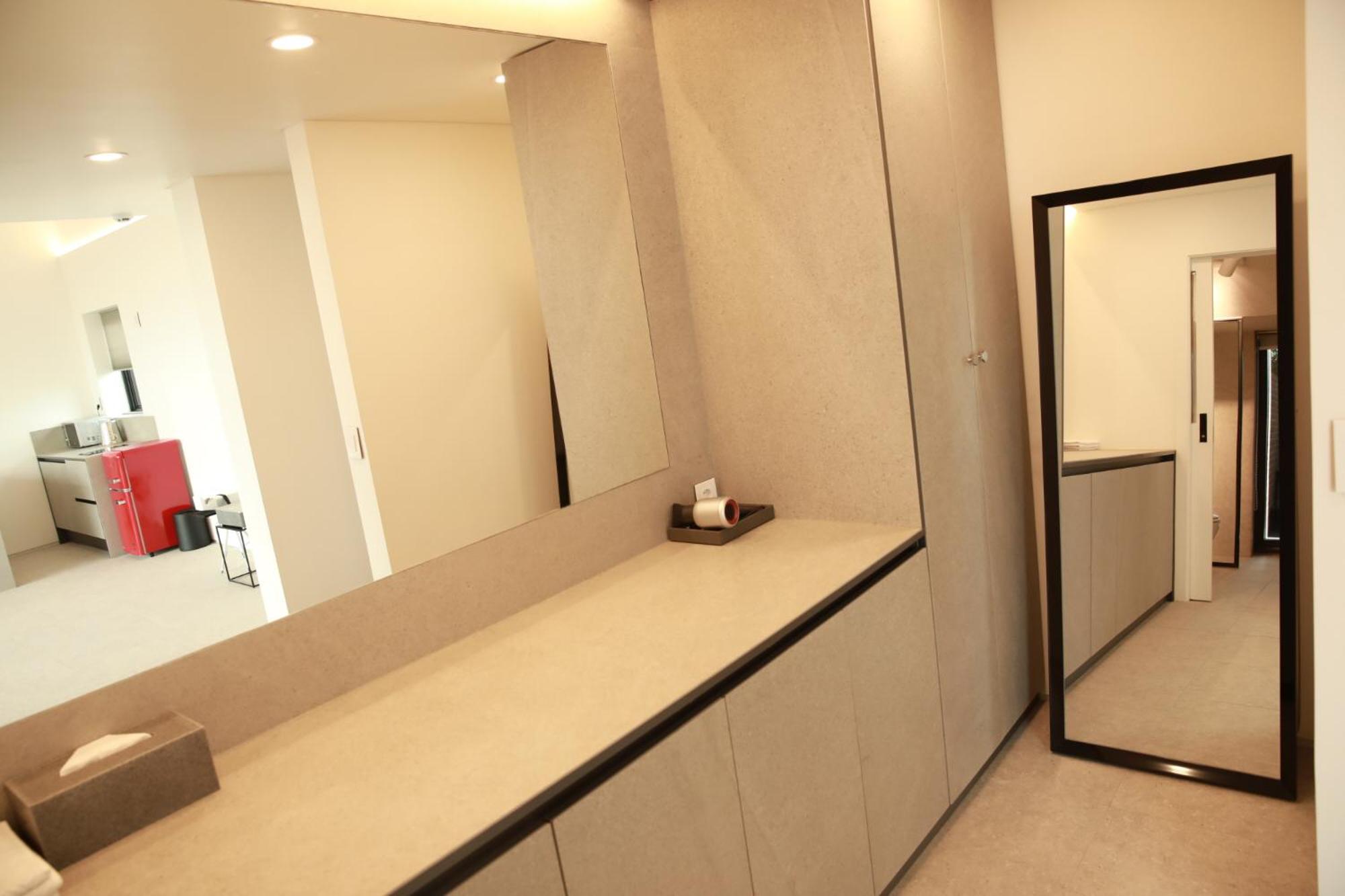 Deluxe Studio - Photo 14